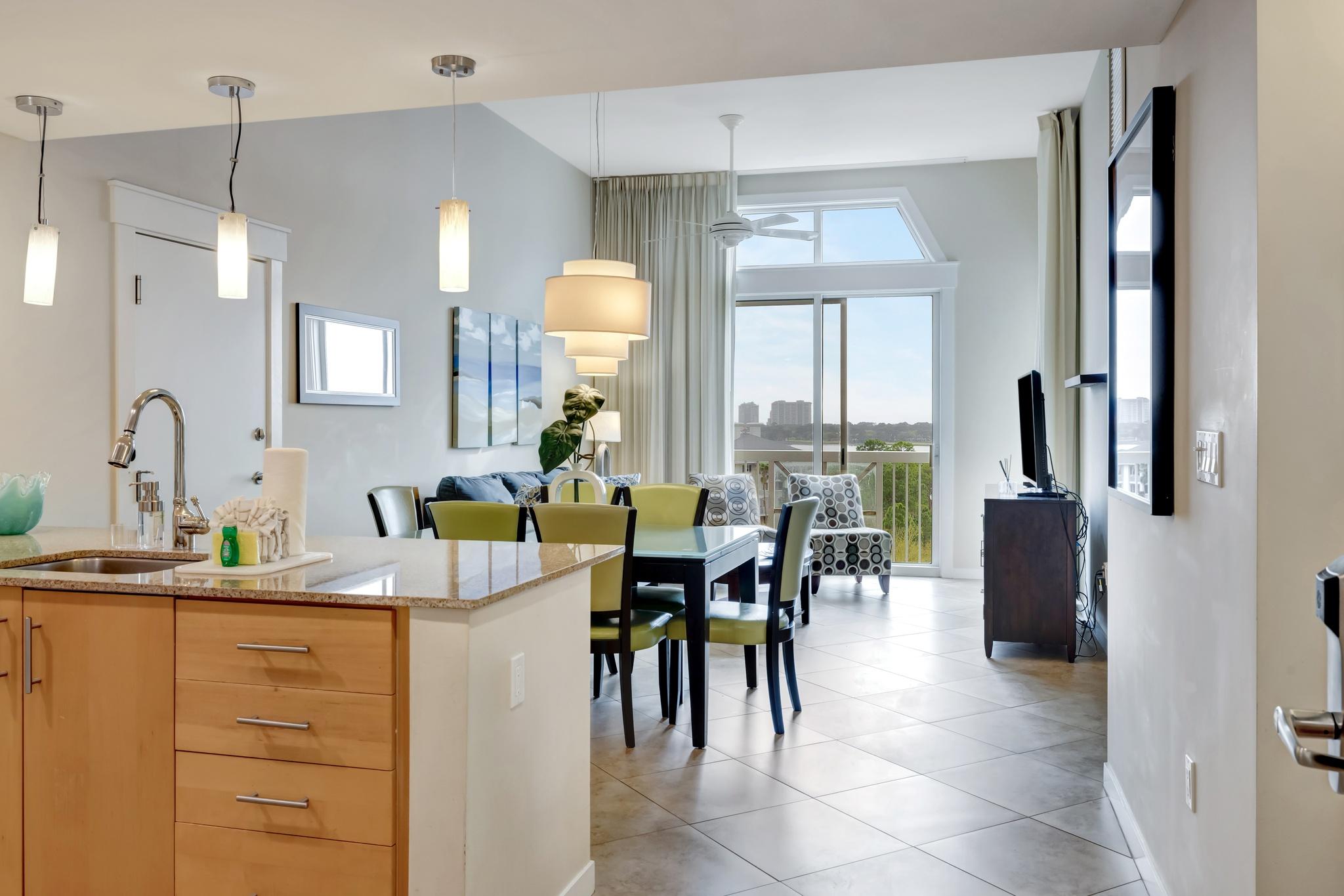 Coastal Charm & Ultimate Convenience: Luxury 1-Bedroom Condo in the Grand Sandestin at Sandestin Golf and Beach Resort!