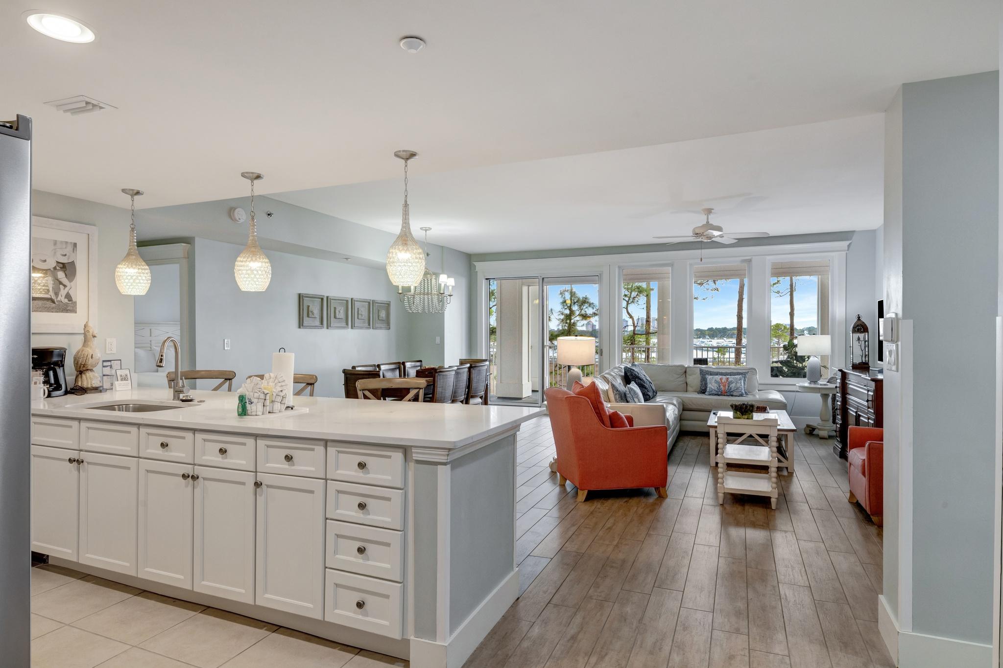 Grand Complex Serenity: 3BR | 3BA Oasis with Bayfront Views at Sandestin Golf and Beach Resort! 4