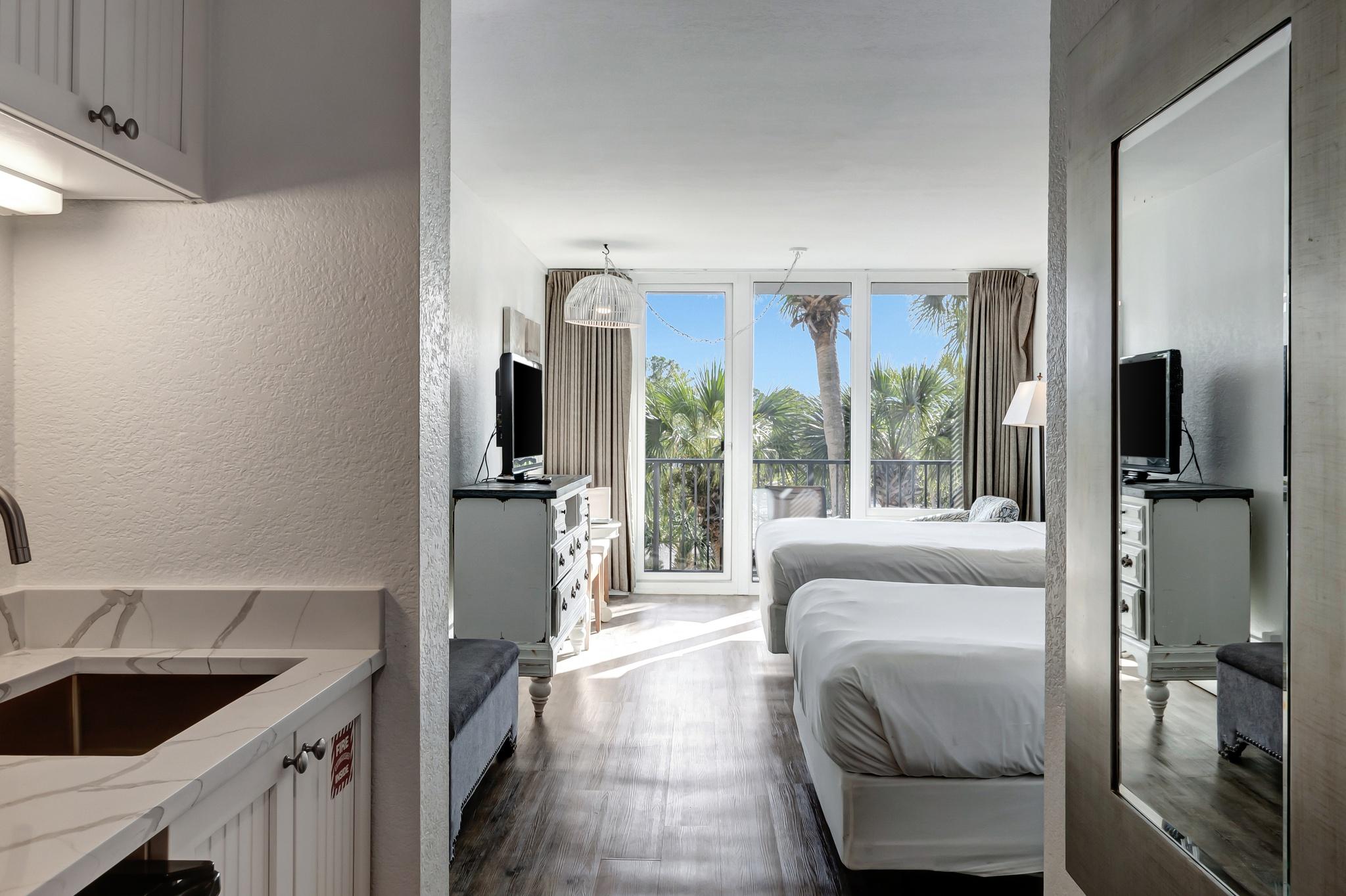 Seaside Serenity - Enjoy Coastal Living in Our Double Queen Studio Oasis at Sandestin Golf and Beach Resort! 6