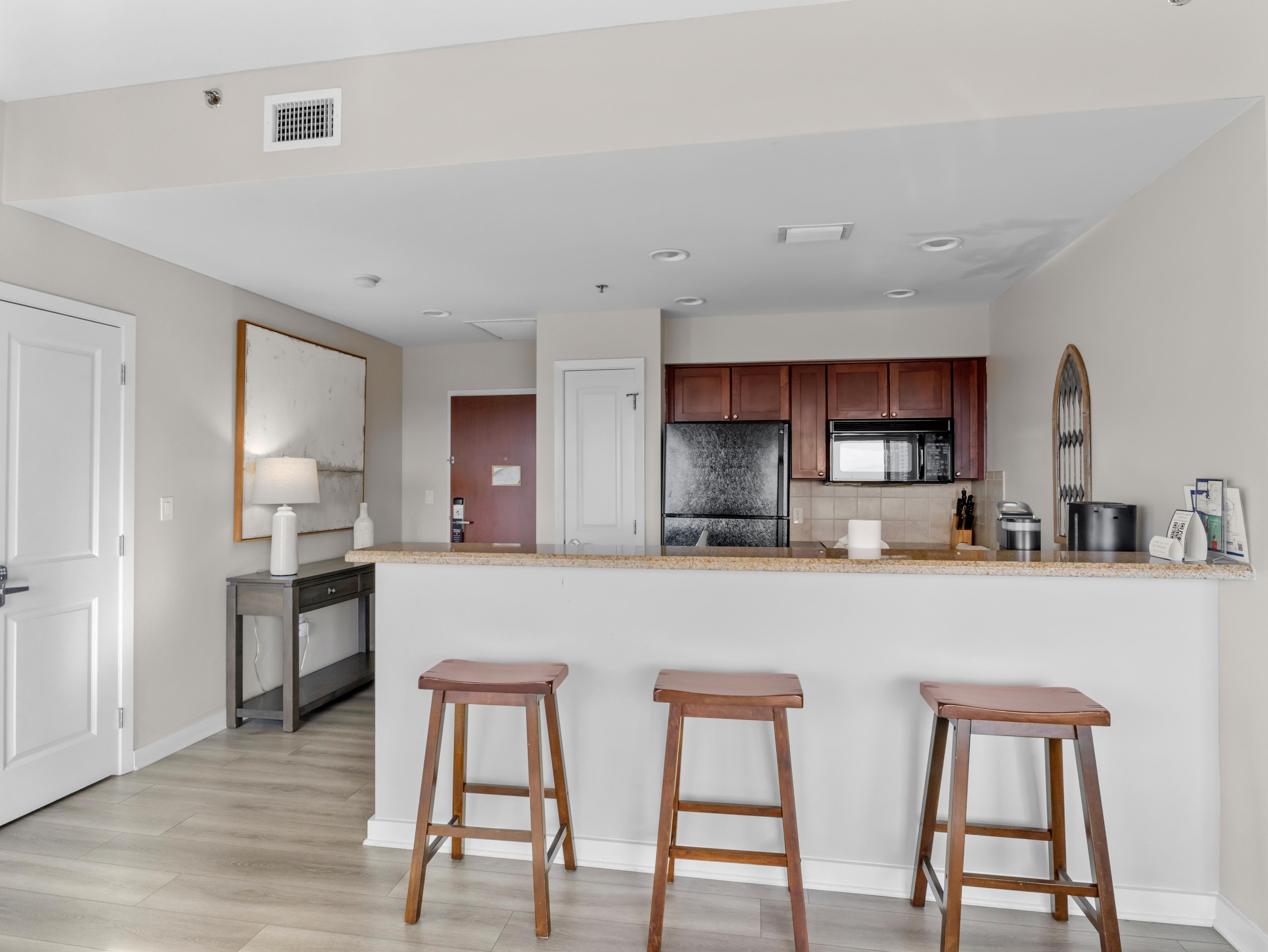 1BR Luau Condo 7th Floor Spanning Views of the resort and the Gulf at Sandestin Golf & Beach Resort 4