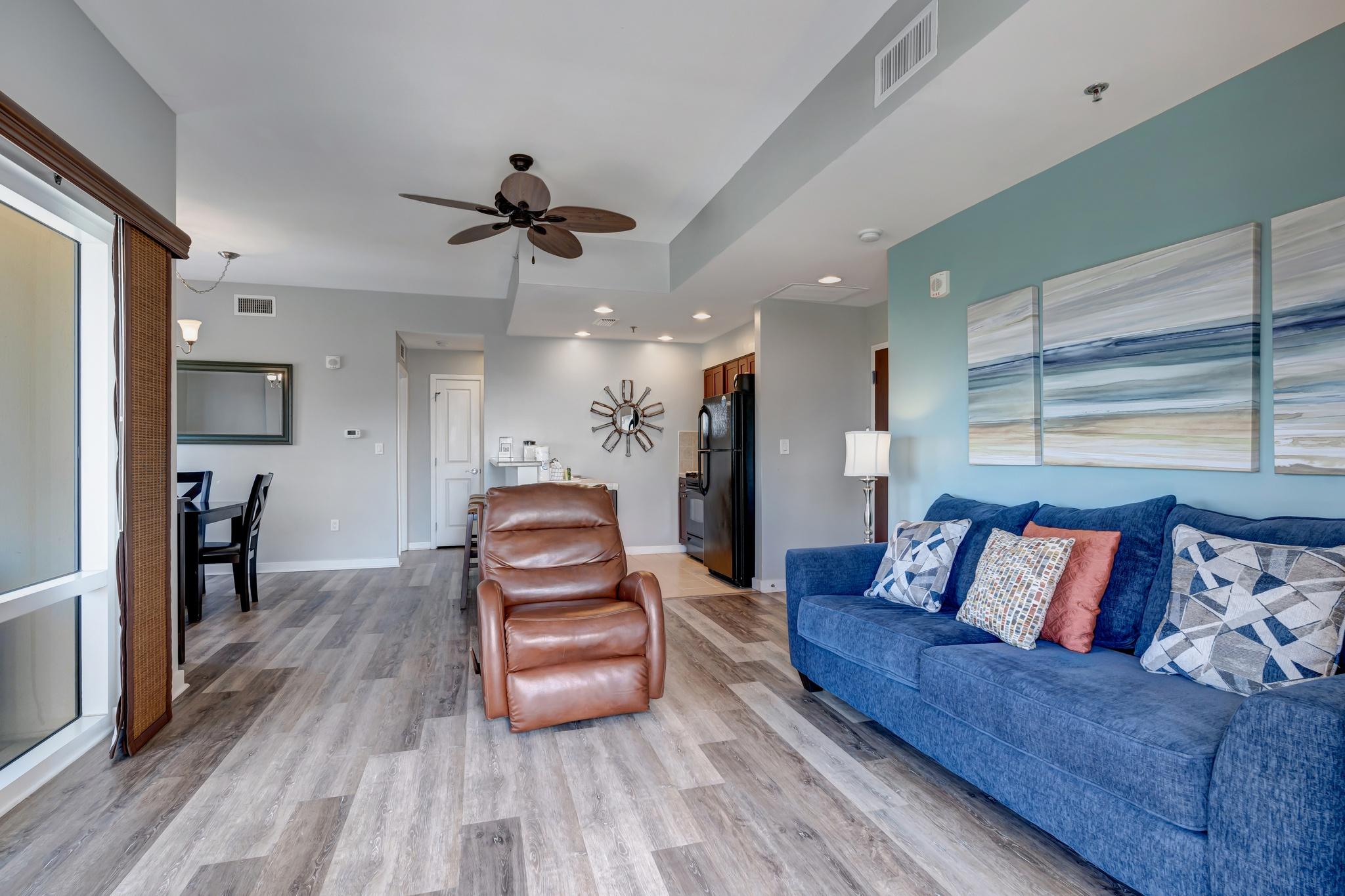 3rd Floor Luau- A Relaxing Two Bedroom Two Bathroom Retreat with Spectacular Views at Sandestin Golf and Beach Resort! 4