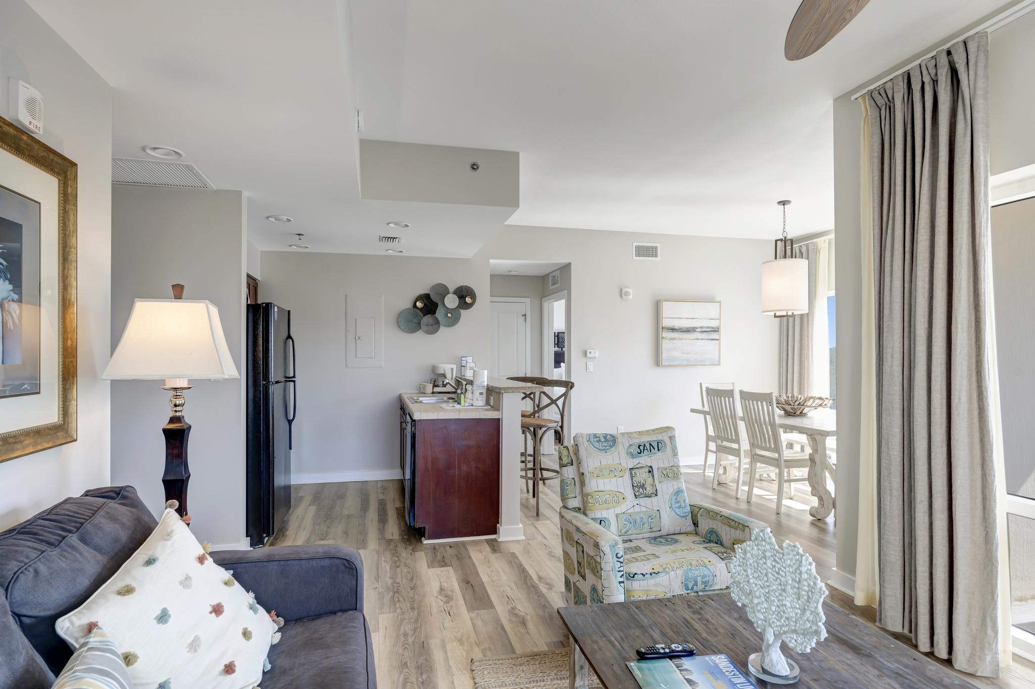 Luau 2-Bedroom Serenity: 2 King Bed 2 Bathroom Retreat with Scenic Views at Sandestin Golf and Beach Resort! 5