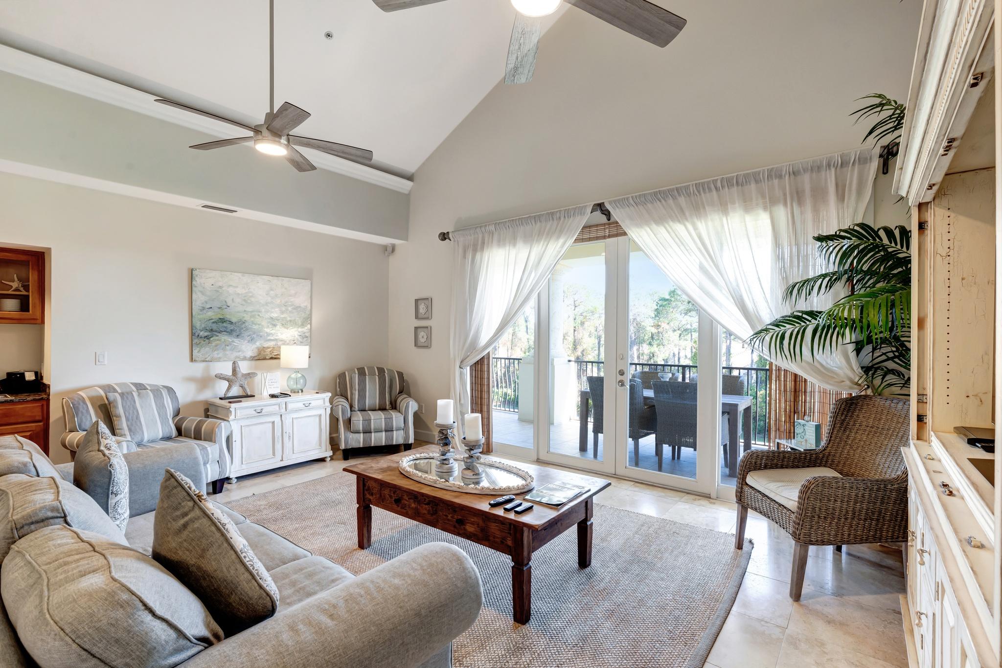 3BR/3BA Golf Course View Retreat, Sleeps 6 3