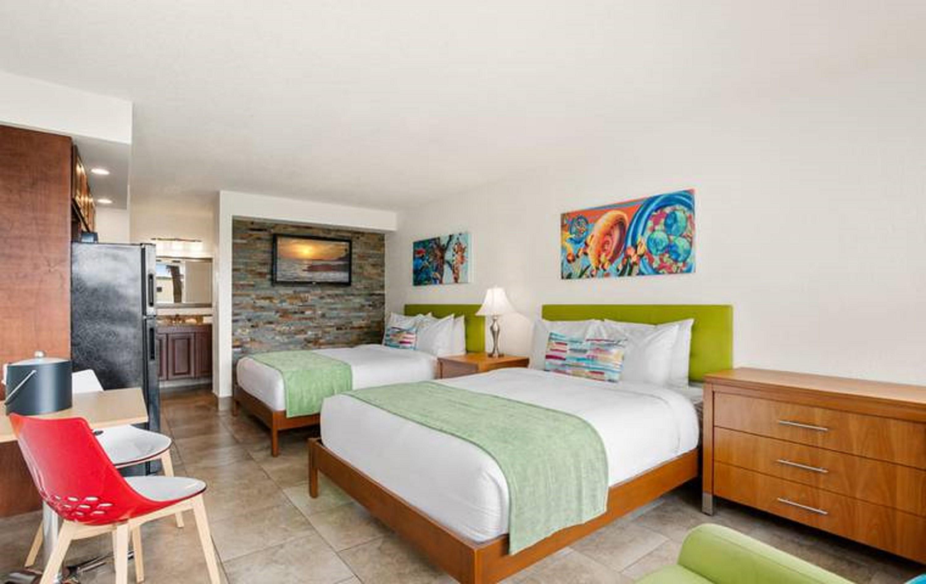 Park Royal Orlando Suite Located in the Entertainment District