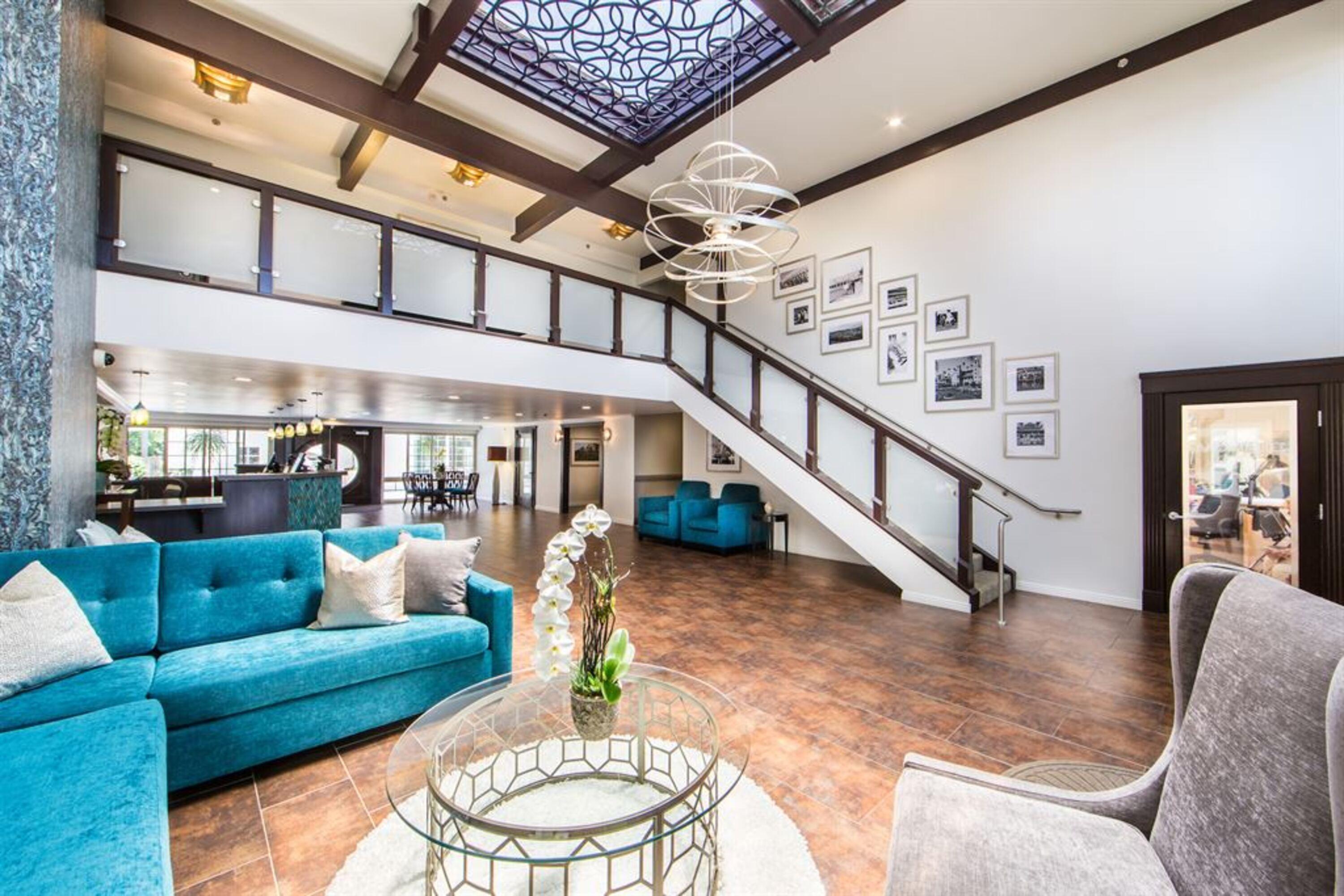 Winners Circle Ideal 1BR Condo w THot Tub & Pool for Getaway