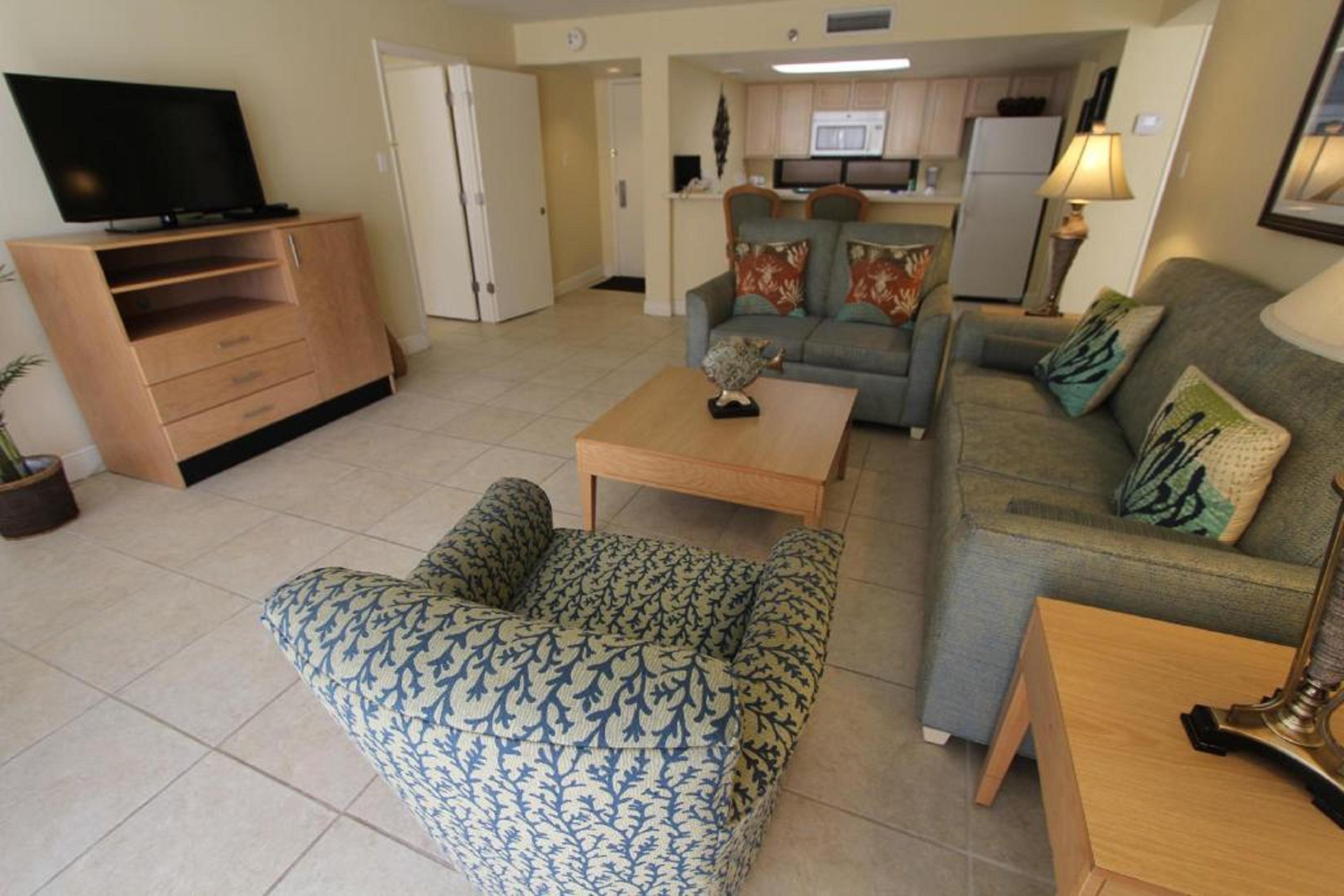 Royale Beach & Tennis Resort Spacious 2BR Condo with Spa Tub 3