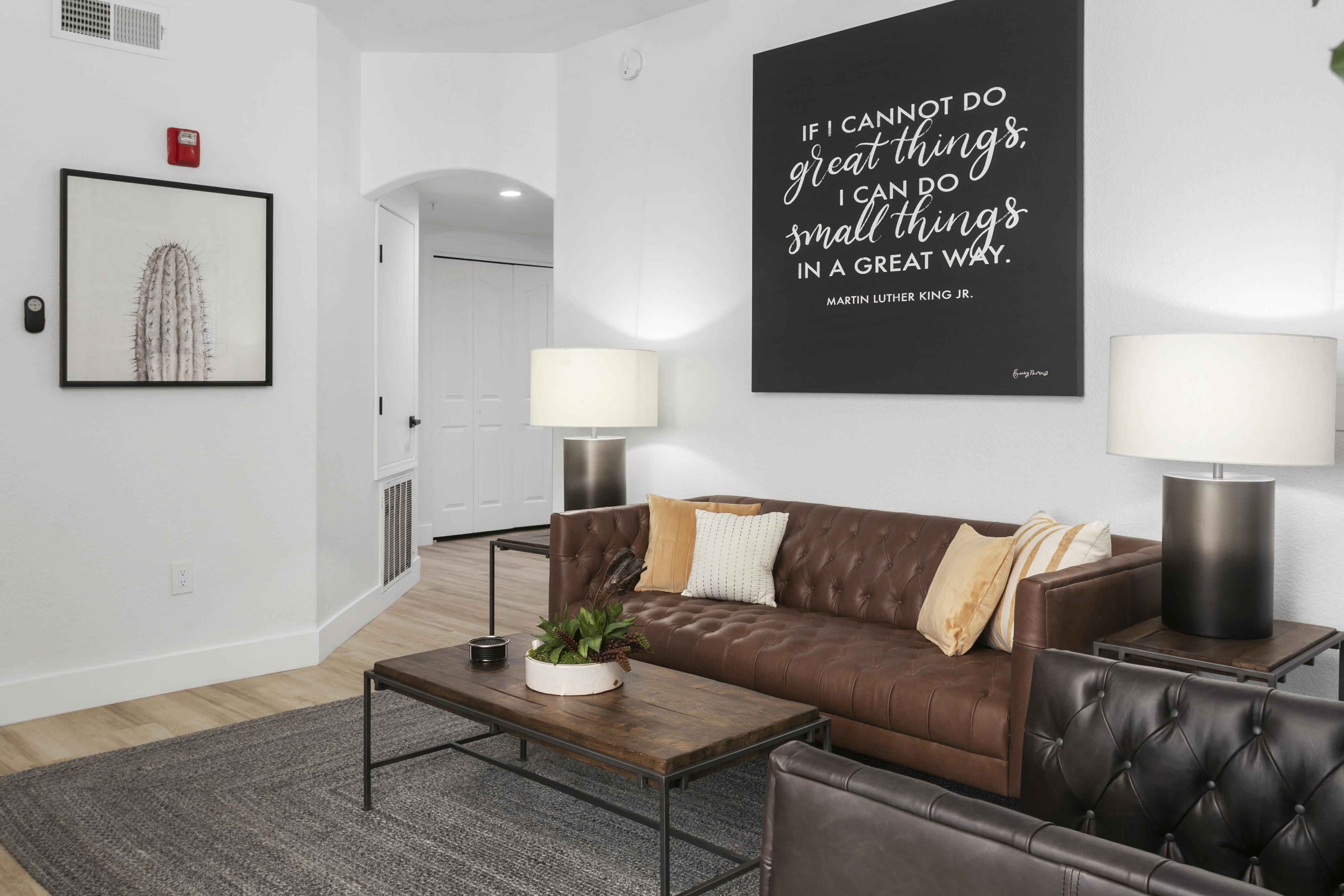 The Nines Scottsdale Elegant 3BR Condo Hot Tub & Pool