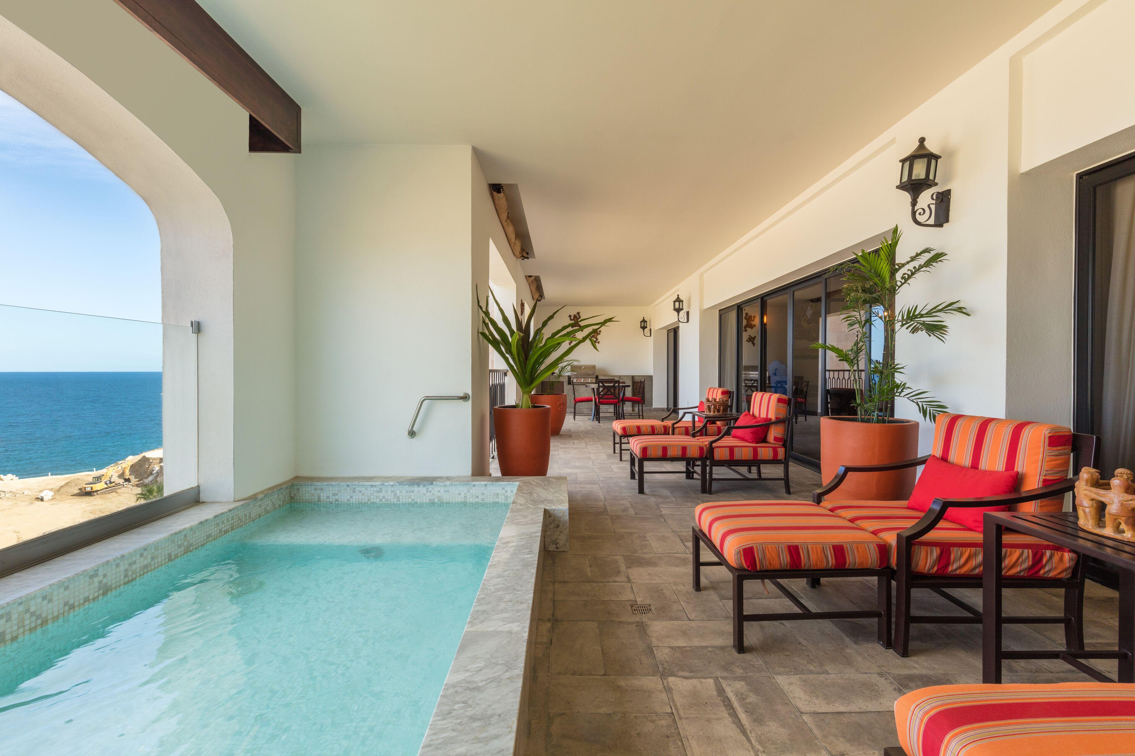 Beachfront 4BR Condo in Vista Encantada Spa Resort 3