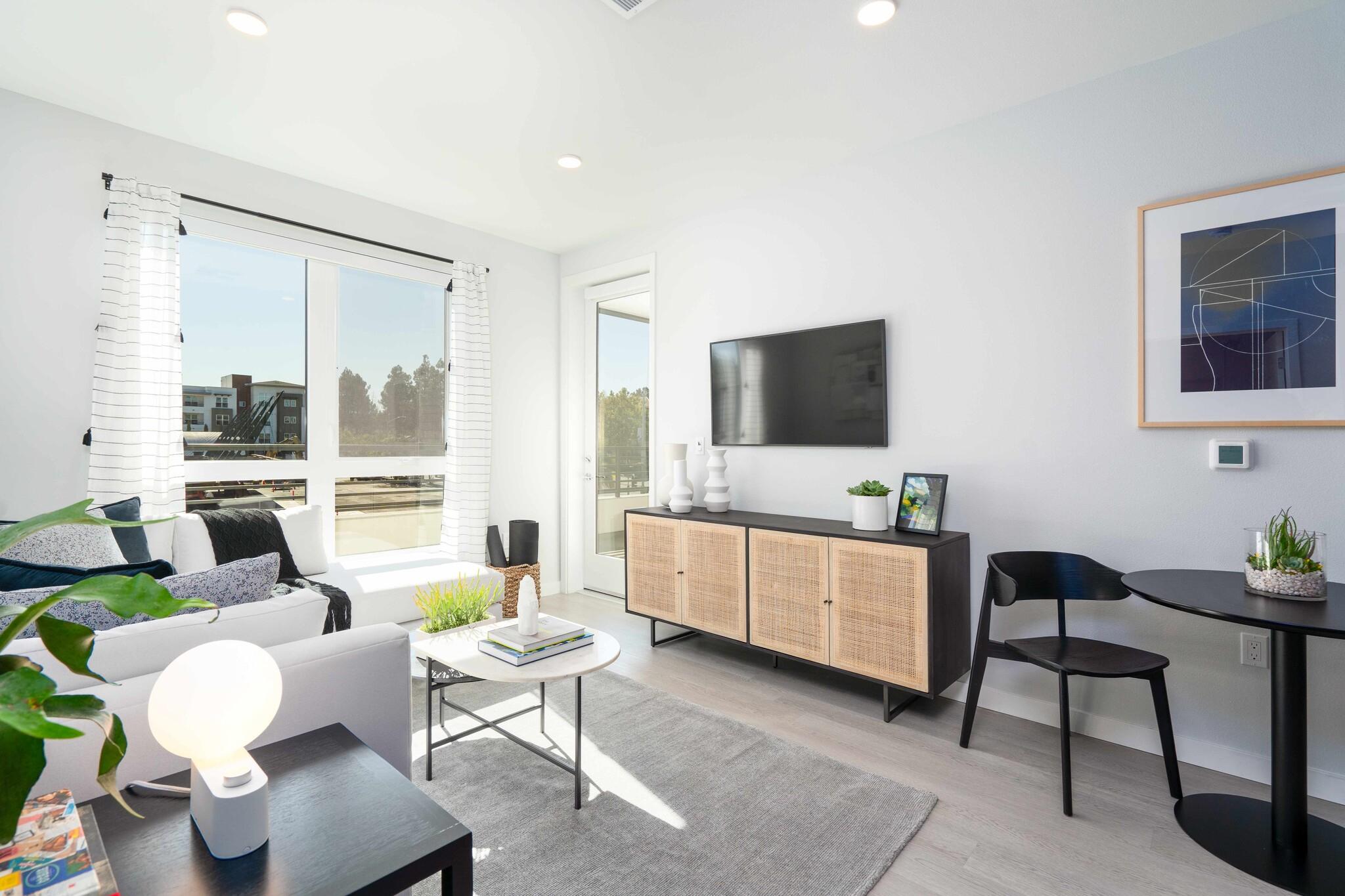 2BR Condo Steps Away from the Best of Downtown Mountain View