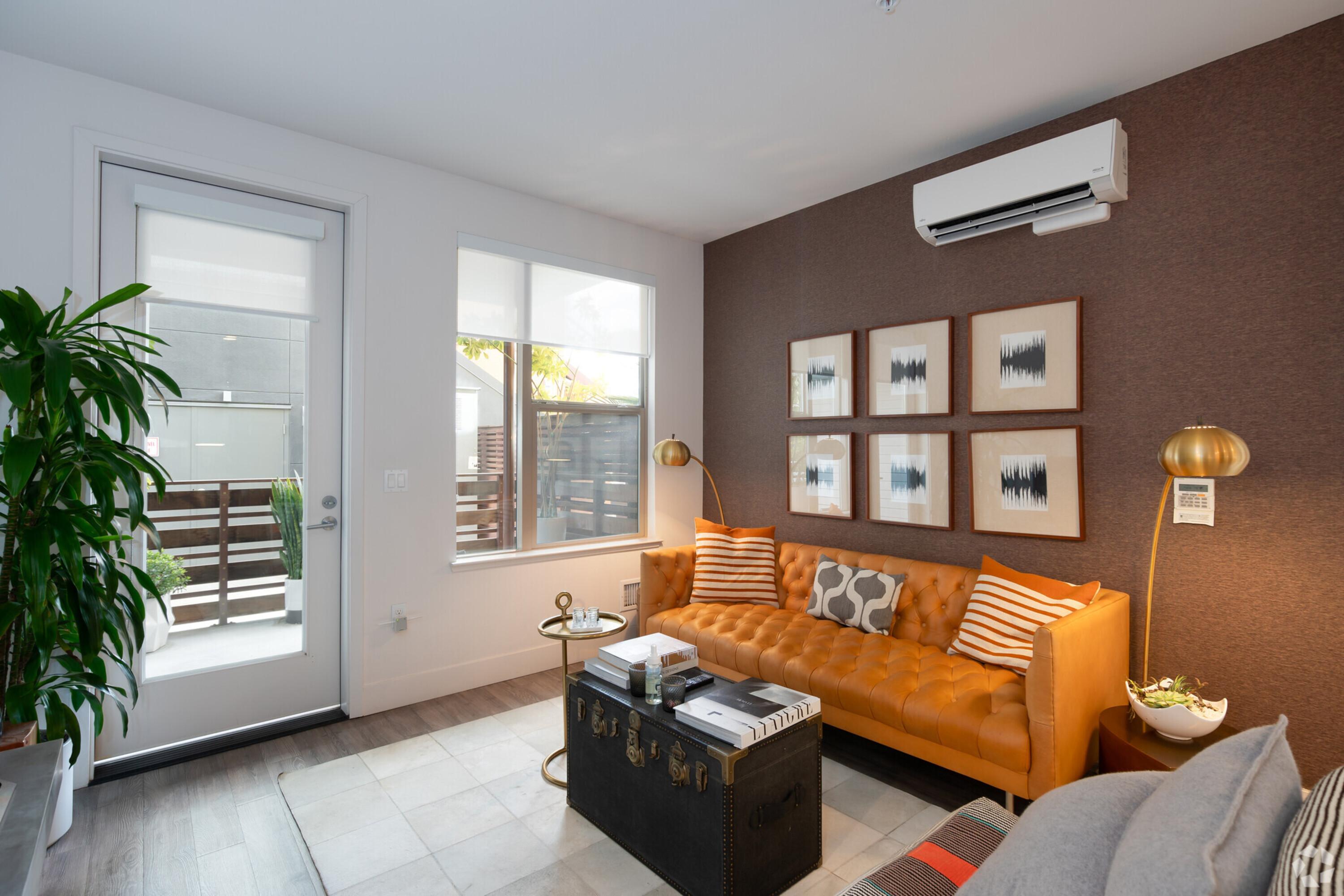 Luxury Living at Elan Menlo: 2BR Condo with Outdoor Pool, Fire Pit, and BBQ Grills