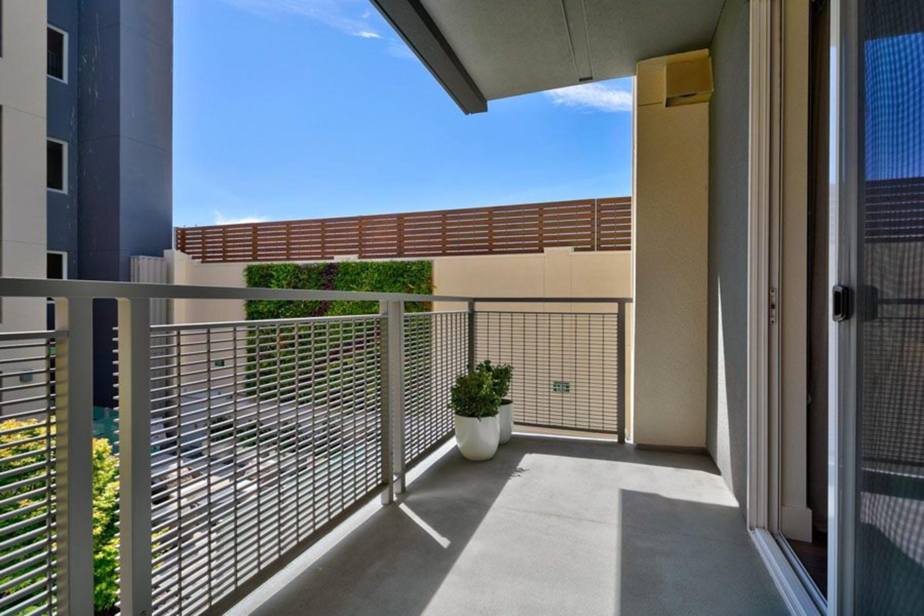 Flats at Cityline Stylish 1BR Condo w Balcony