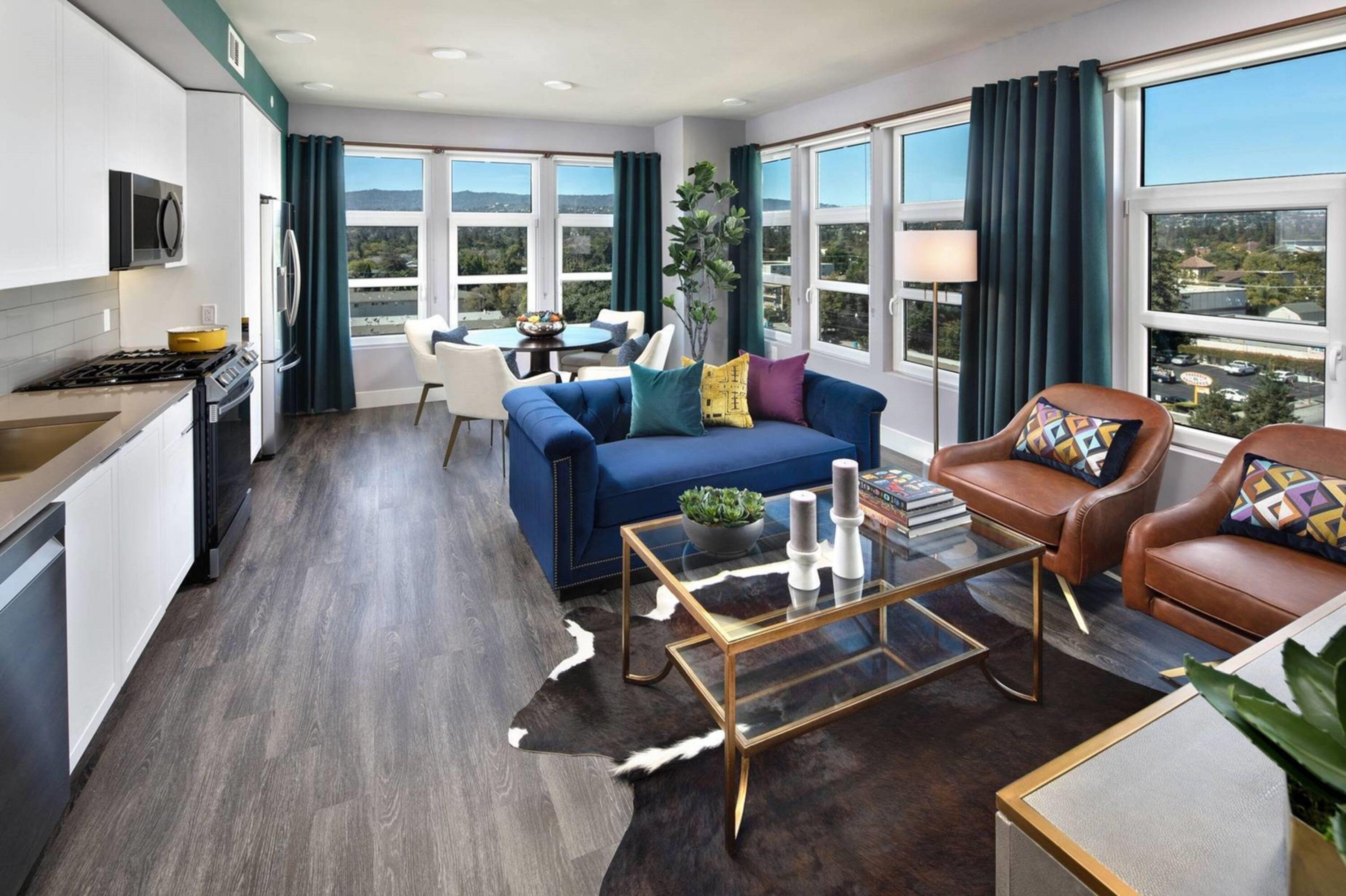 Breathtaking 2BR Condo Highwater Redwood City