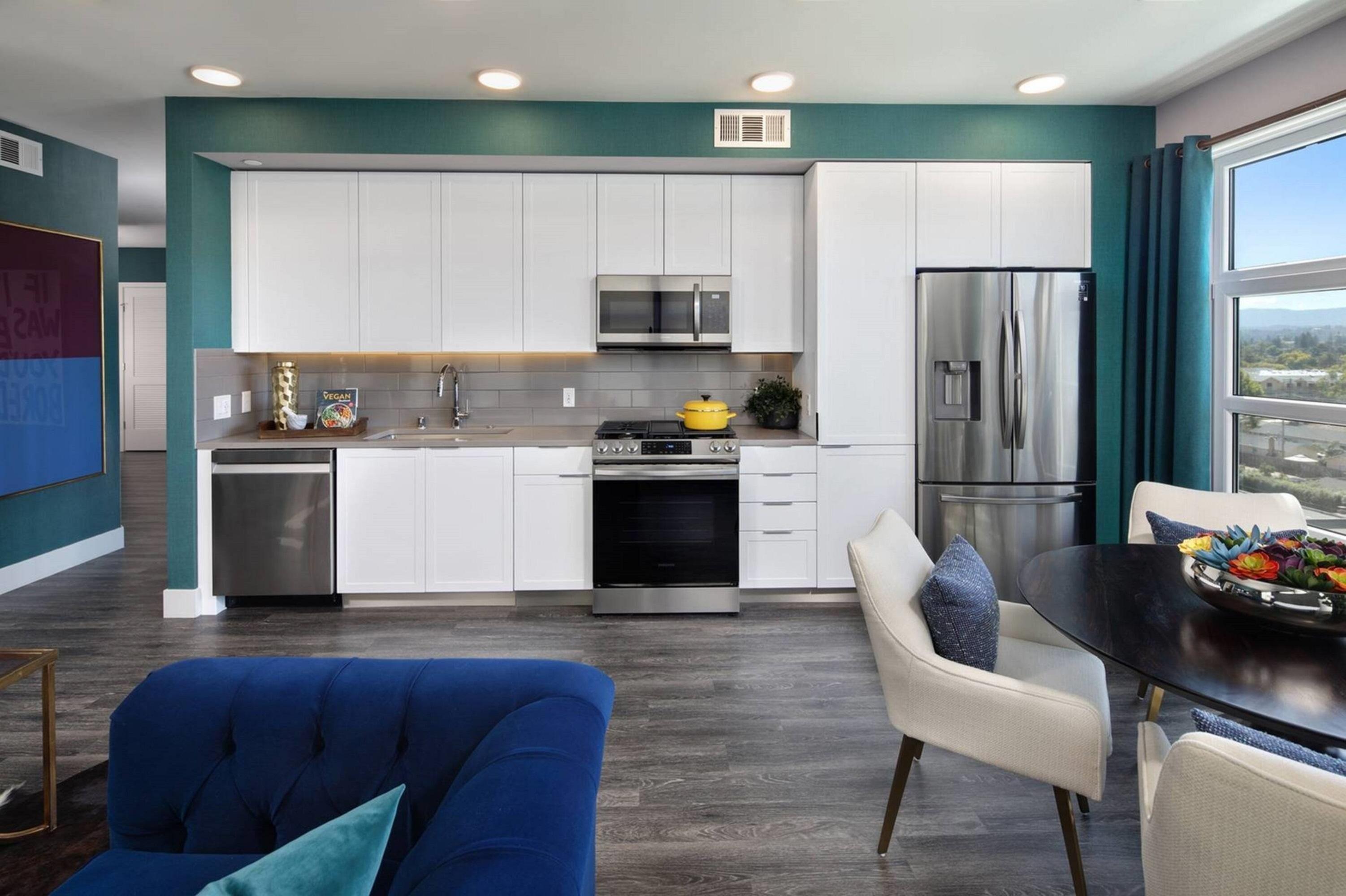 Highwater Stylish 2BR Condo for Weekend Getaway