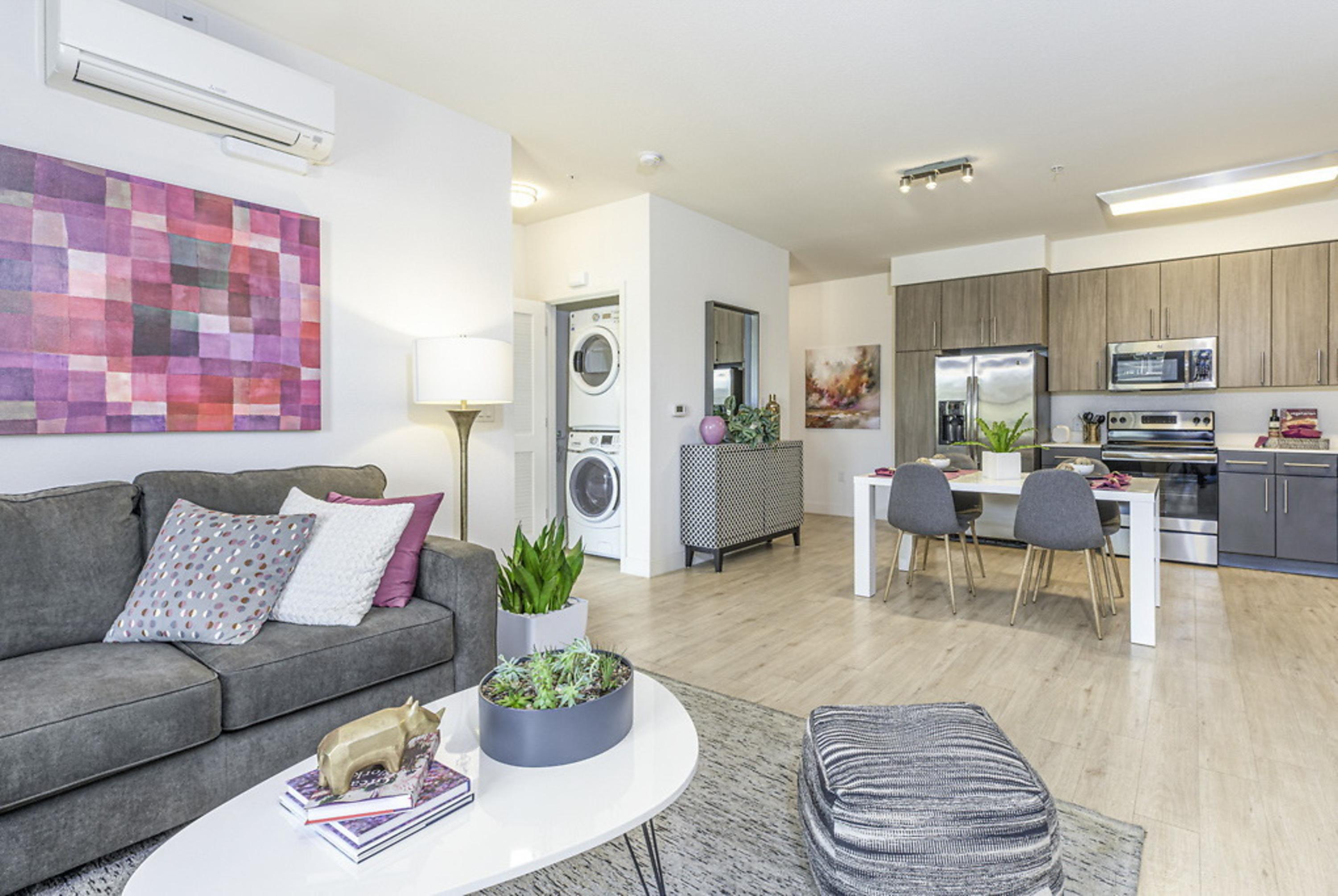 Unwind and Stay Connected: 1 Bedroom Condo in a Modern Hotel