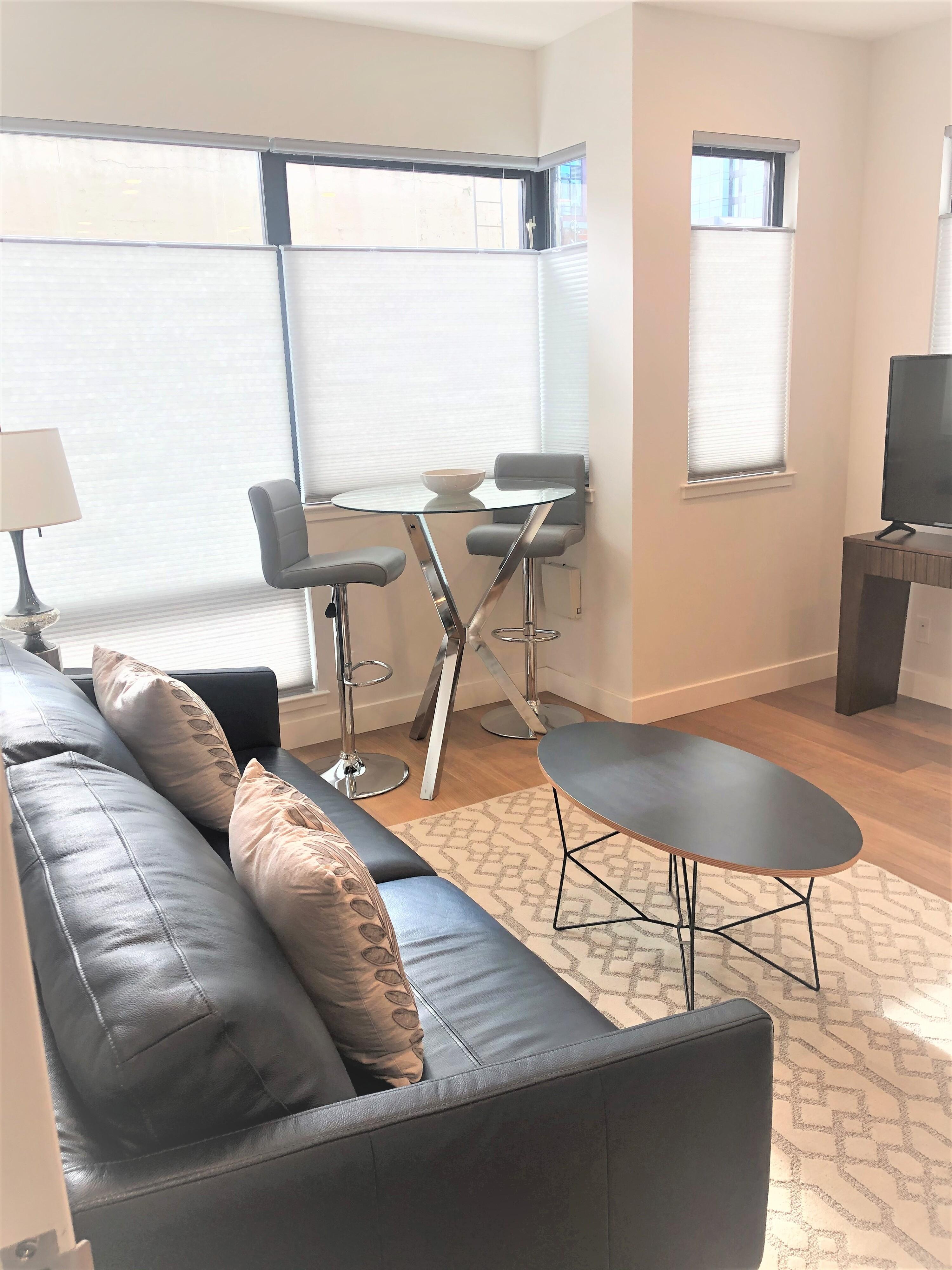 Luxury Living: Exquisite Apartment with Breathtaking Views