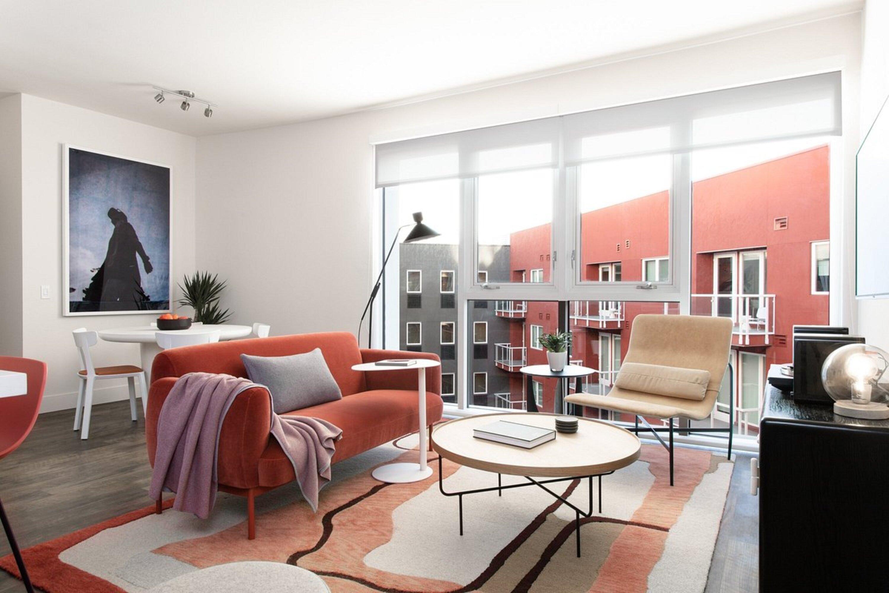 Spacious 1BR Retreat w Balcony near Gaslamp Quarter