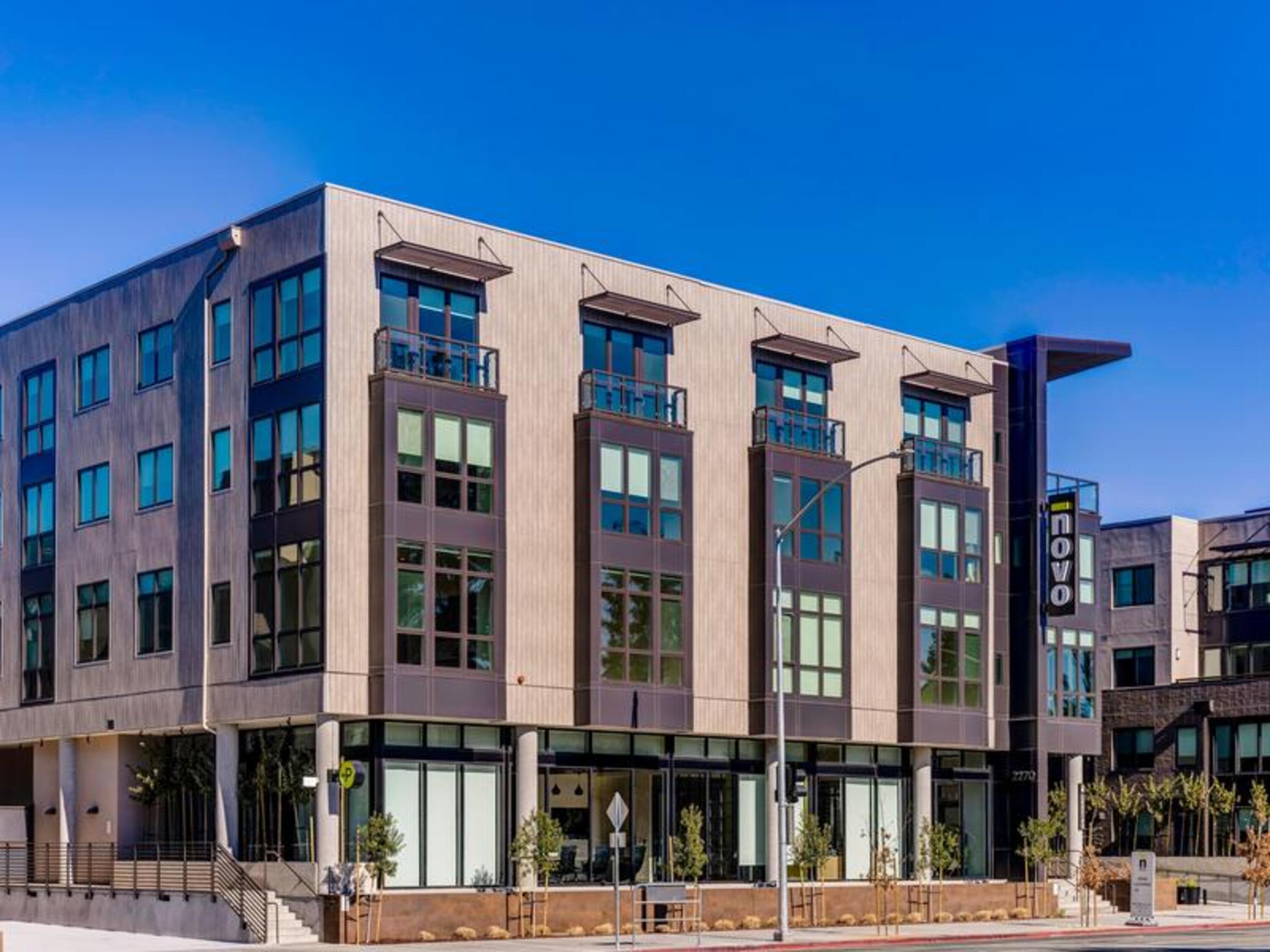 Upscale 1BR Condo with Resort-Style Amenities