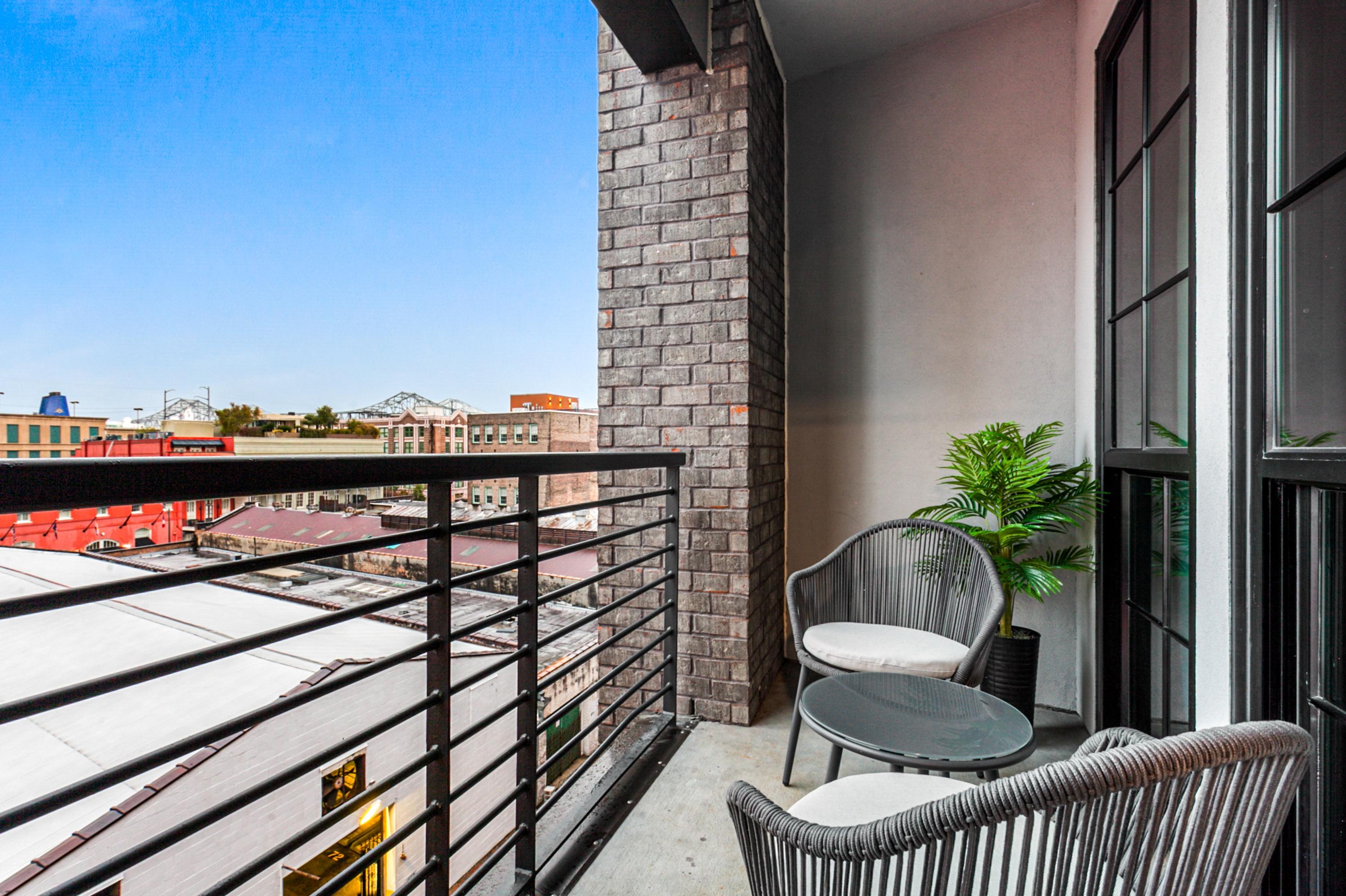 Delta Tranquility: 4BR Urban Escape Condo 3