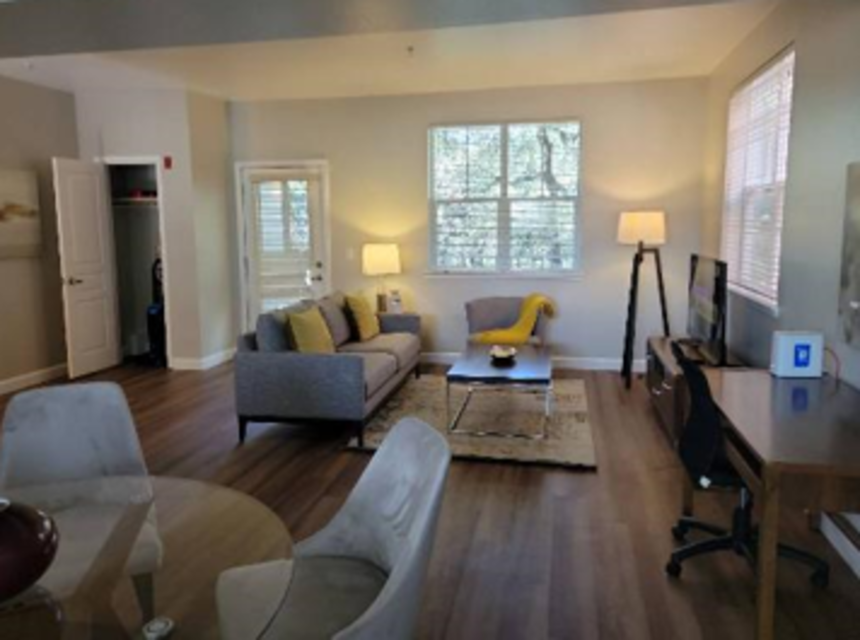 Modern 2BR Condo at The Meadows at Fountaingrove