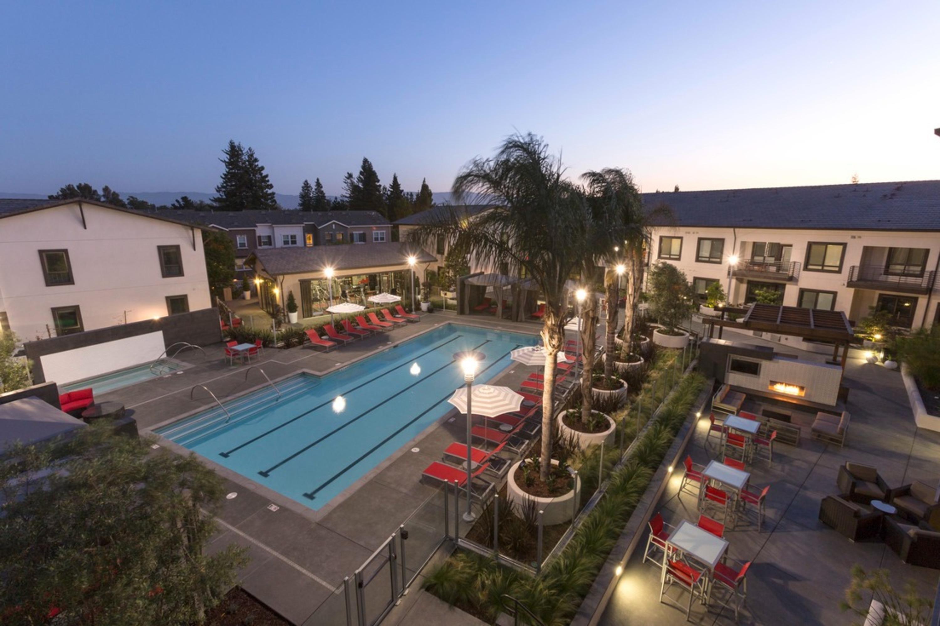 Anton 1101 2BR Retreat – Poolside Comfort & More