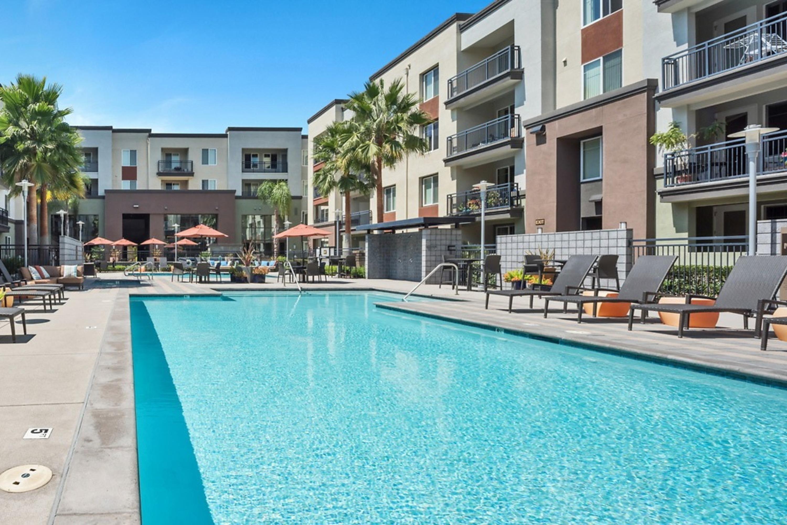 Cozy 2BR Condo at Lawrence Station | Pool & BBQ Area