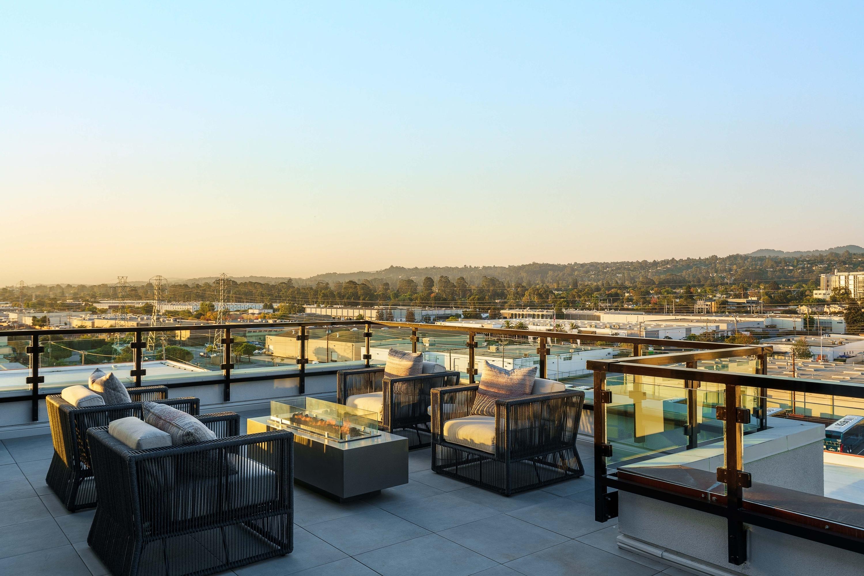 One Adrian 1BR Condo with Resort-style pool