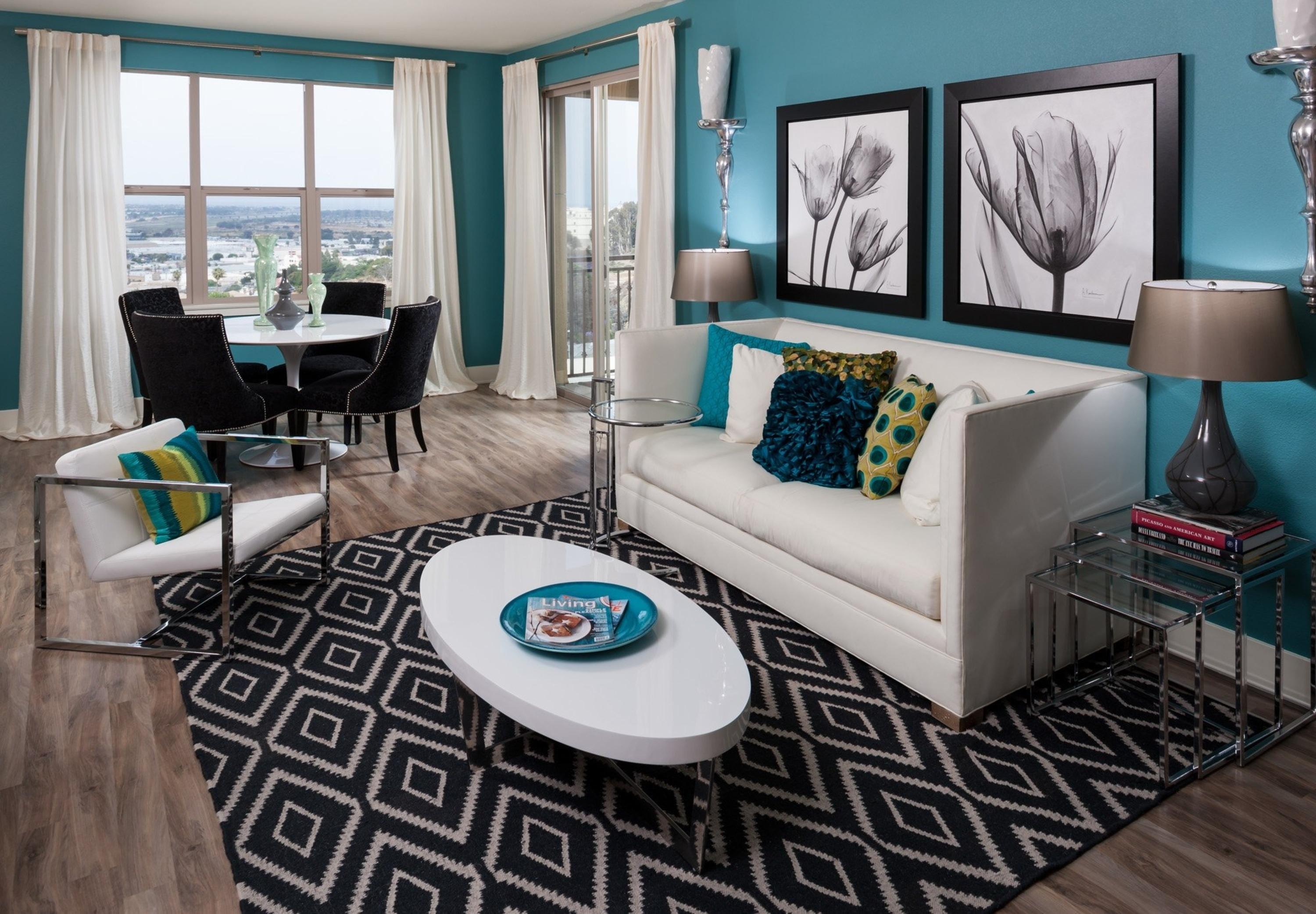 Stay Different: 2BR Condo Pacific Ridge with Pool