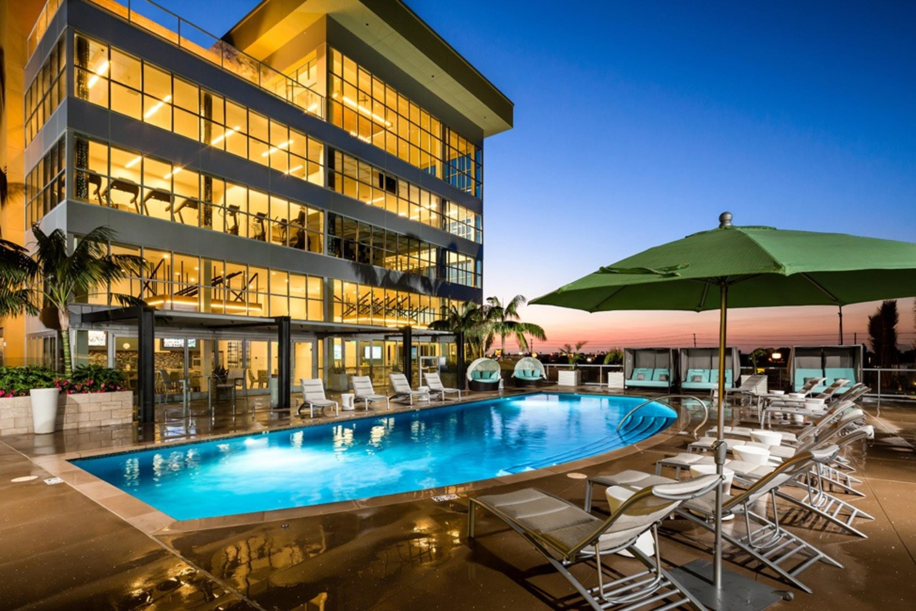 Sleek Urban Condo in Prime San Diego Location