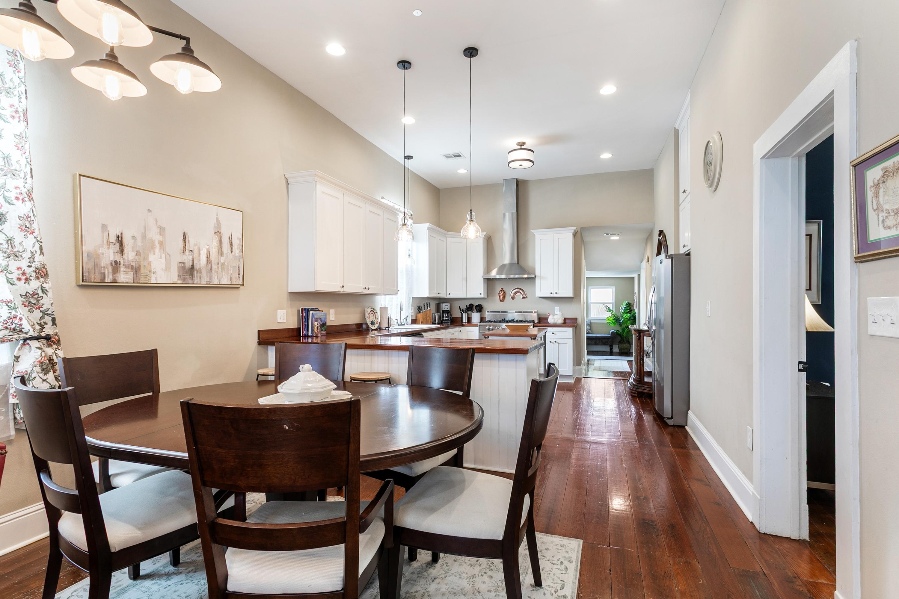 4BR Luxury Uptown Retreat w/ Private Heated Pool 3