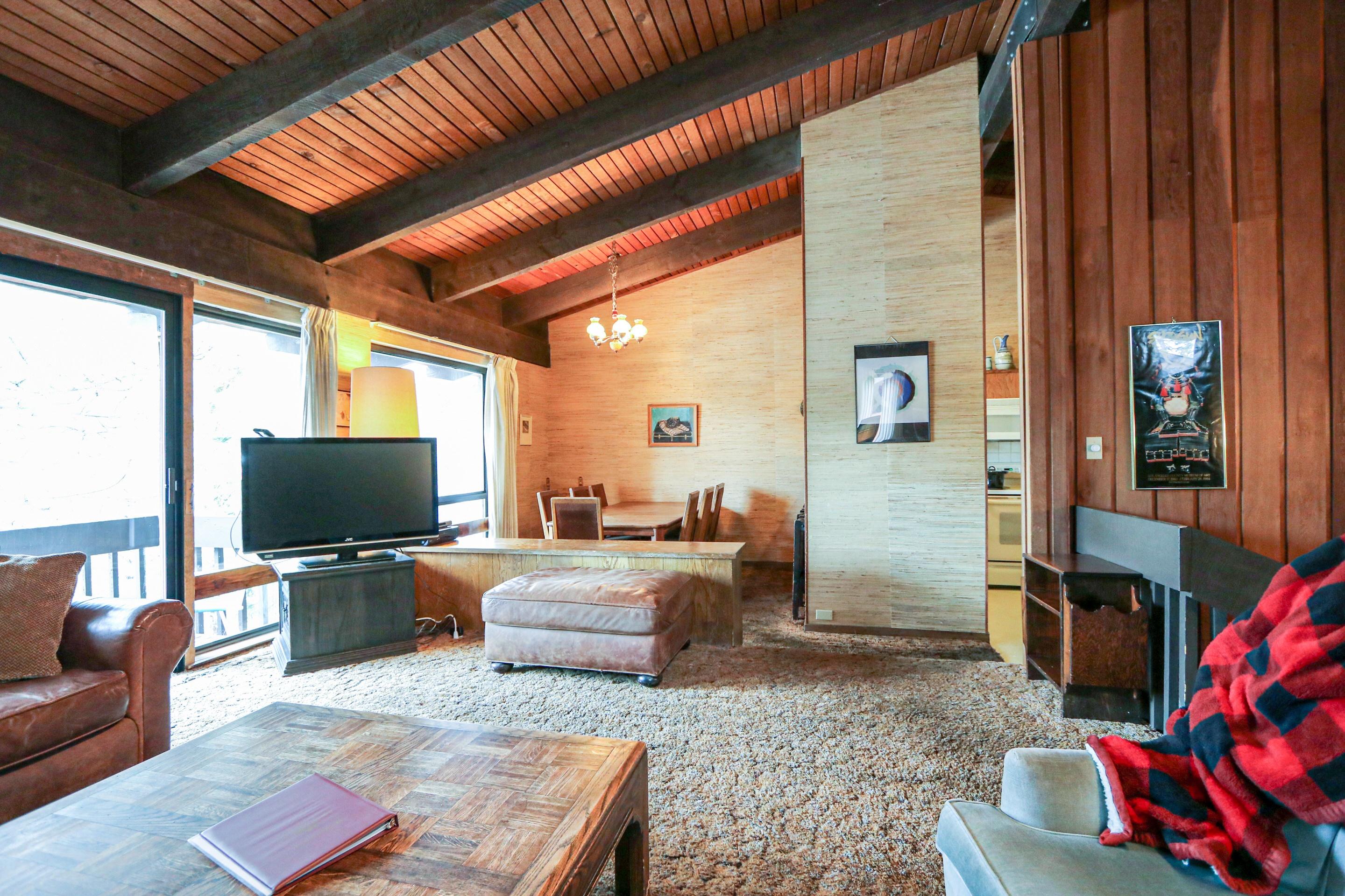 Mammoth West #124 4 Bedroom Condo