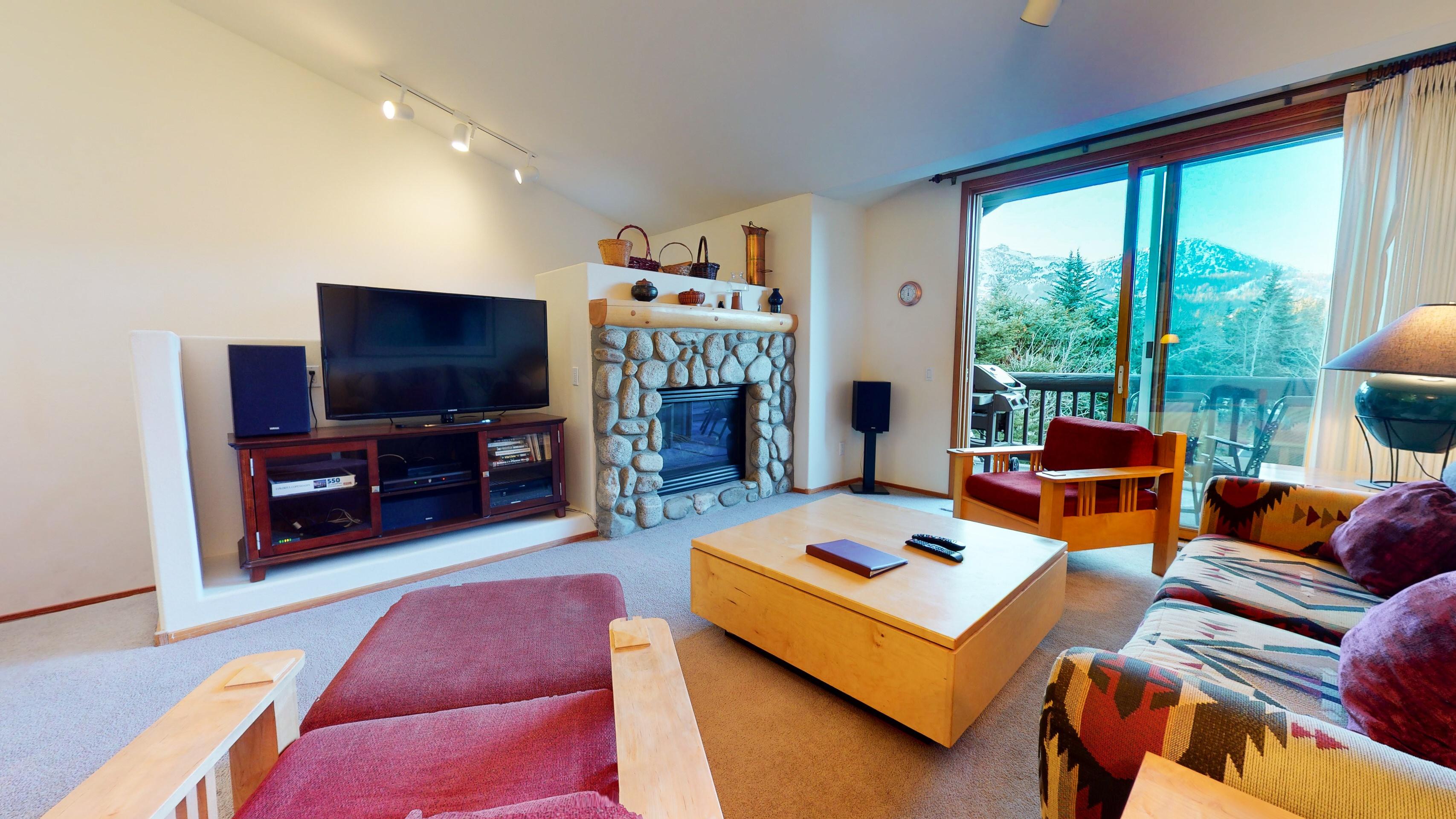 Snowcreek V #933 2 Bedroom Townhouse