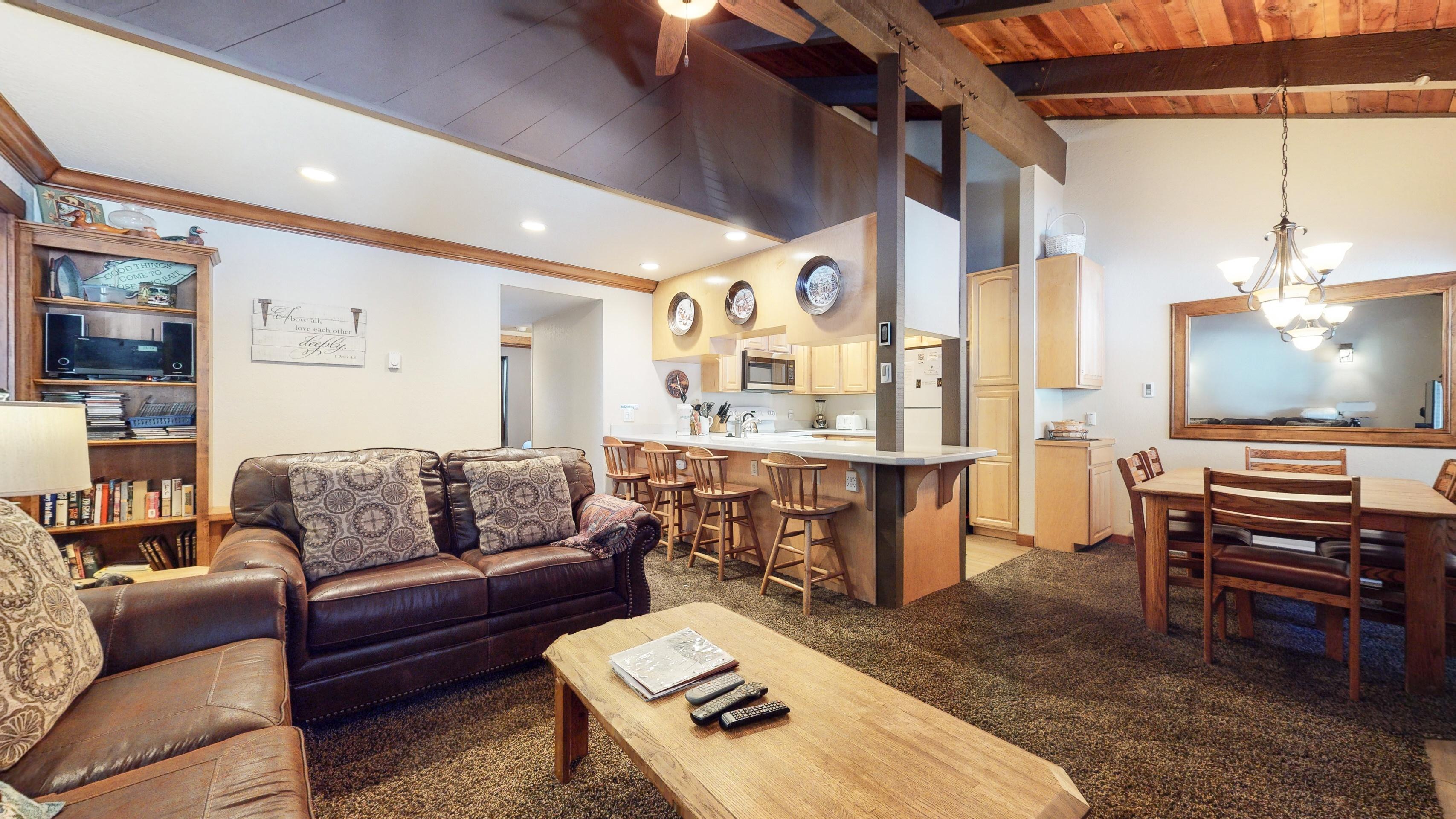 Horizons 4 #168 3 Bedroom Condo