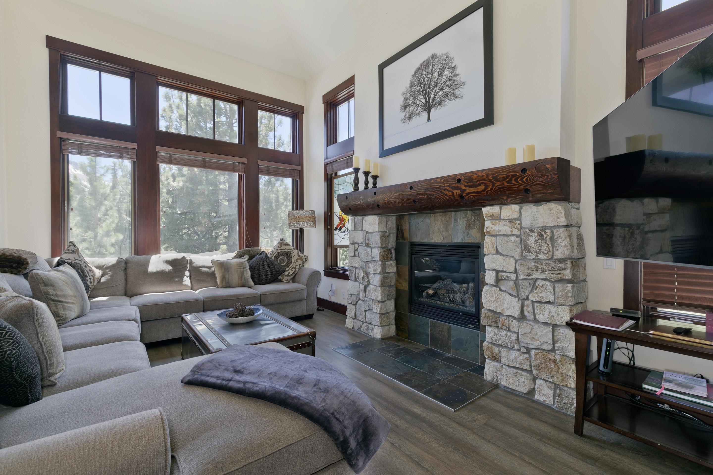 Juniper Crest #25 4 Bedroom Condo