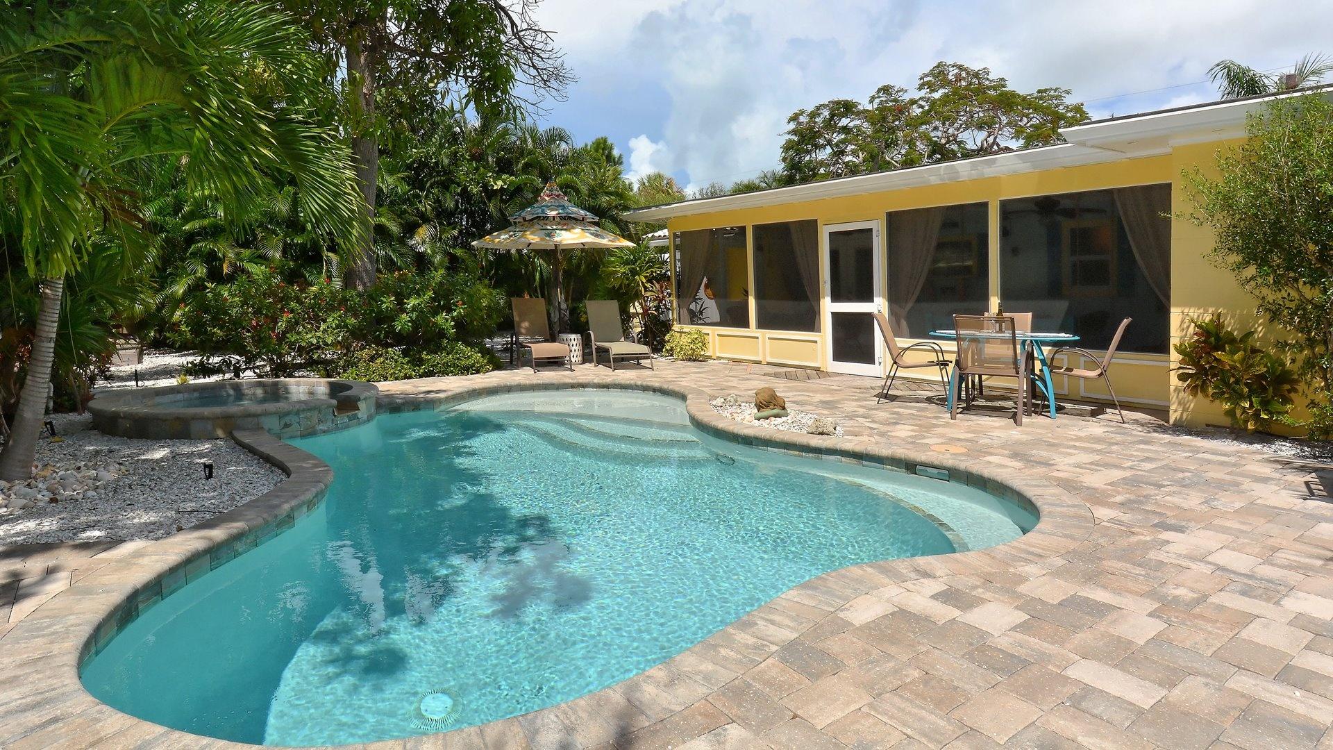 Manatee Manor 2 Bedroom Home Vacation Rentals Homes & Hideaways by World of Hyatt