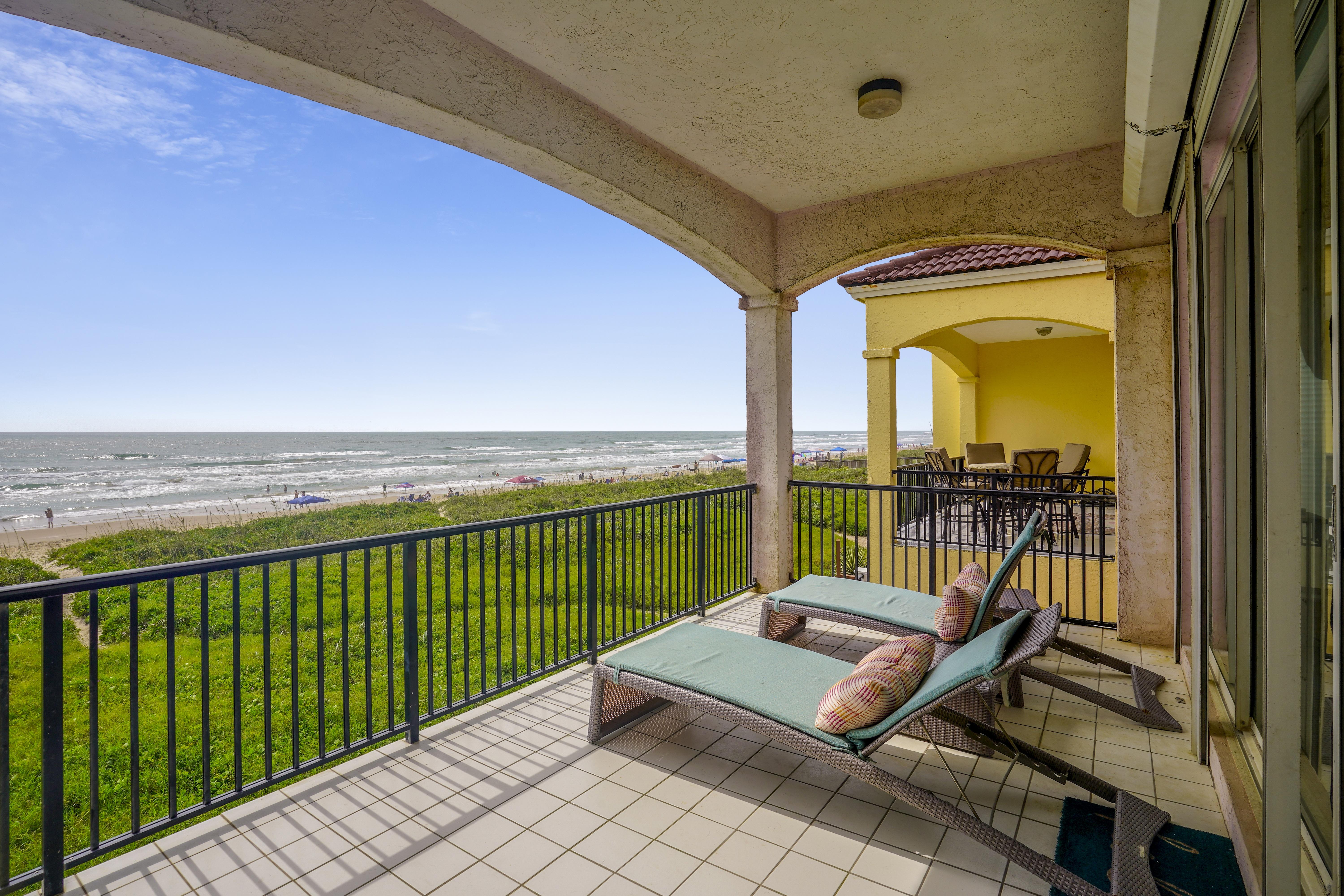 Incredible Views from Oceanfront 3 Bedroom Townhouse 3 Bedroom Townhouse
