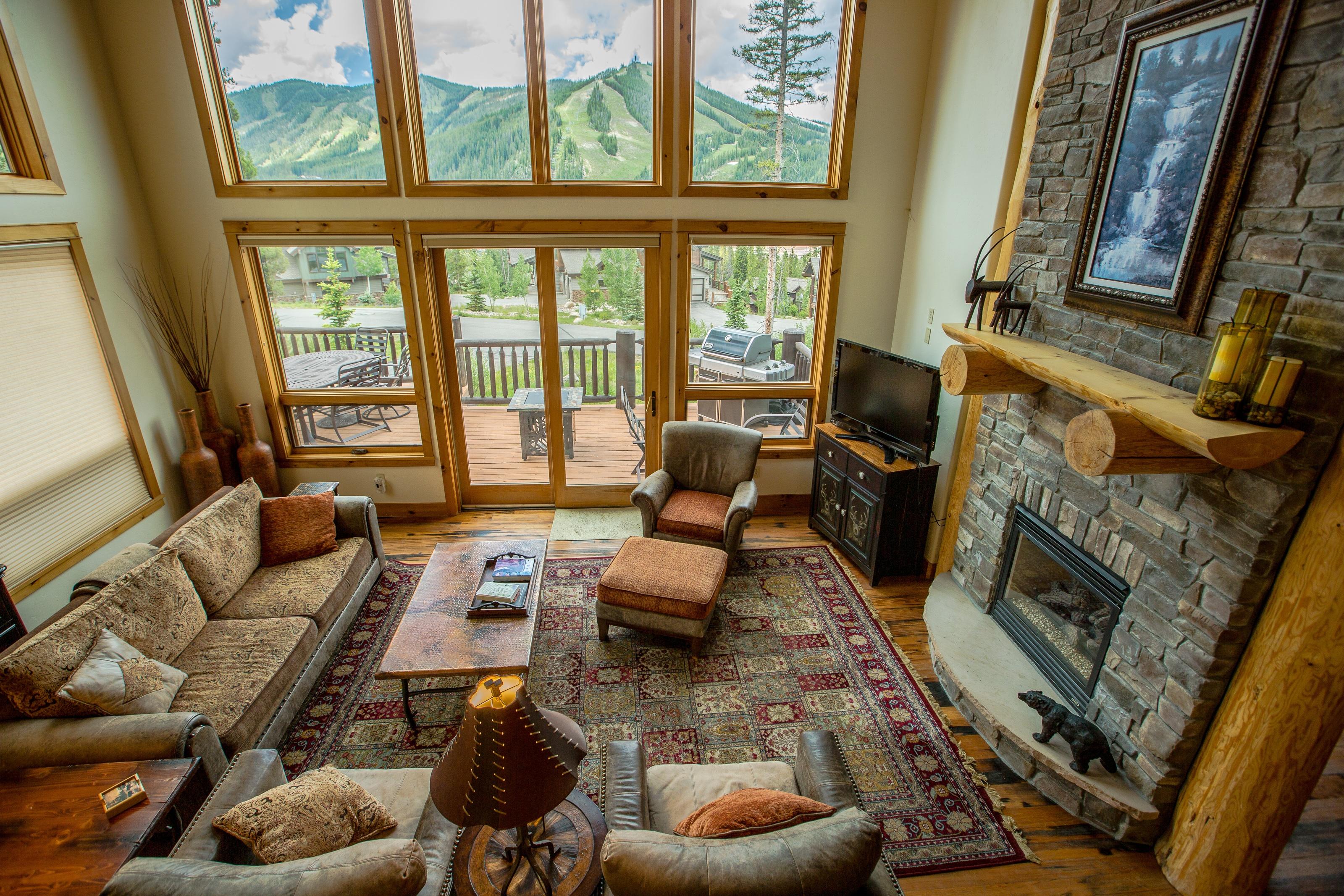 Dreamcatcher at Lakota 5 Bedroom Home Vacation Rentals Homes