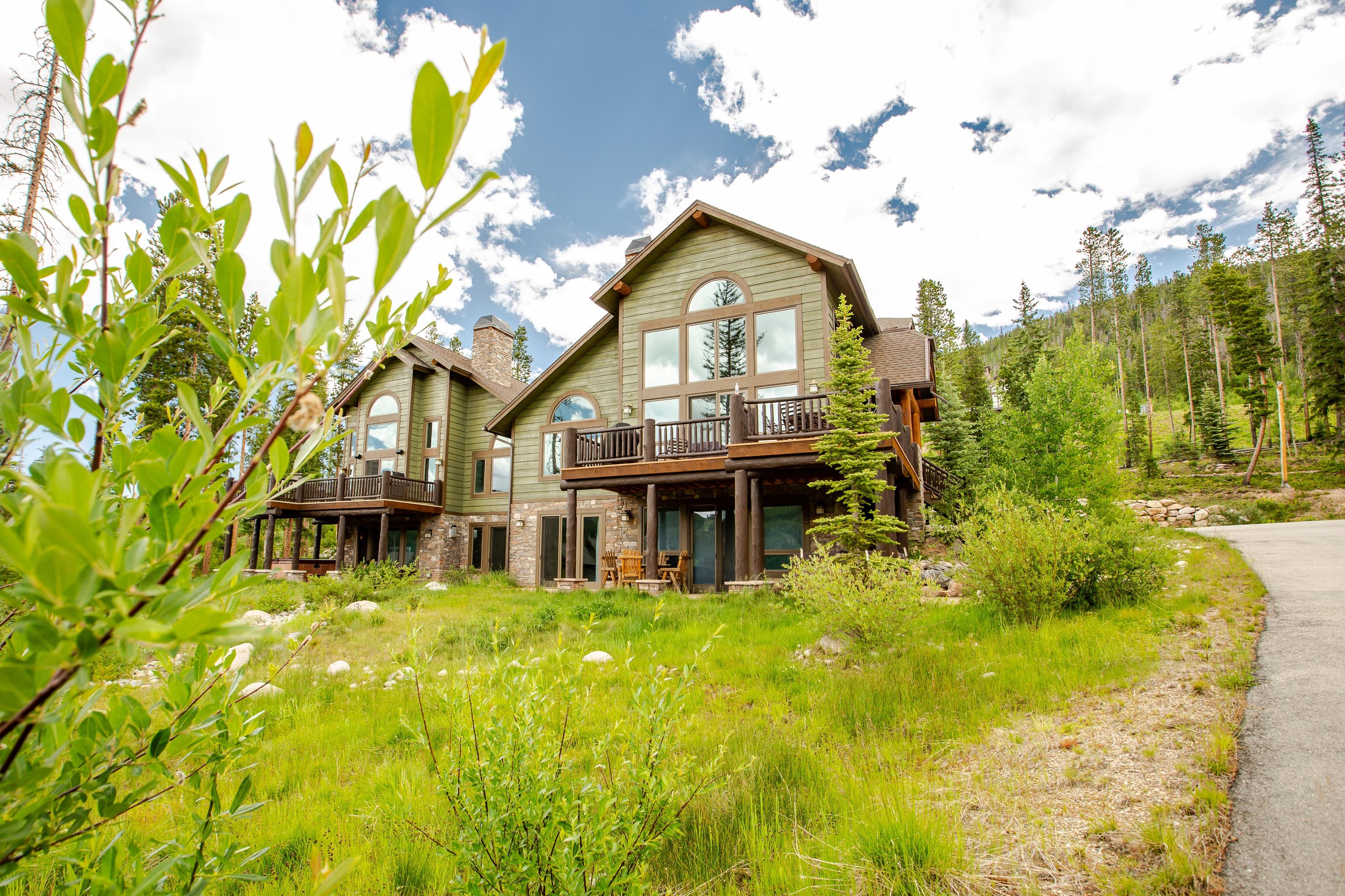 Dreamcatcher at Lakota 5 Bedroom Home Vacation Rentals Homes