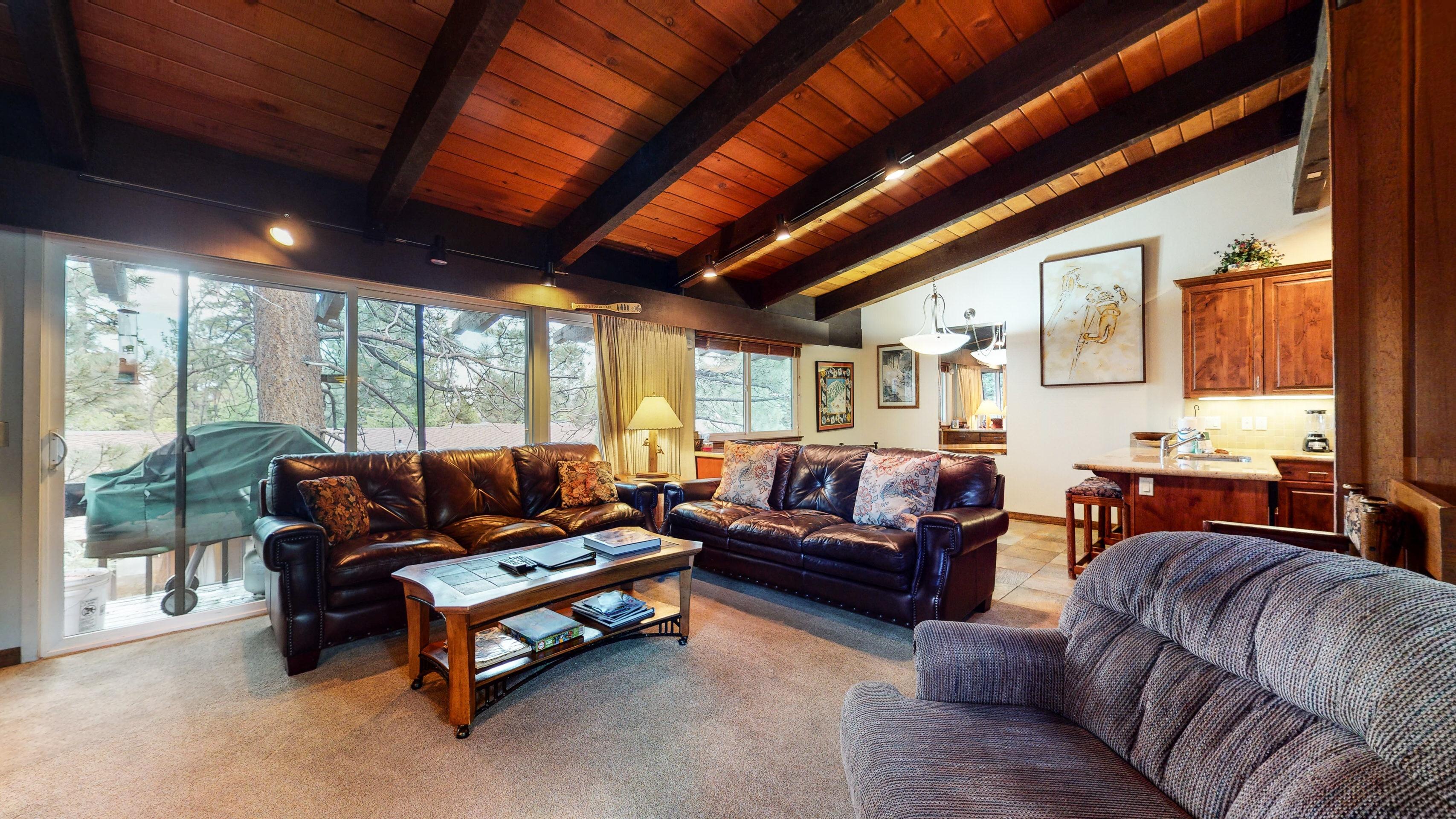 Mammoth Estates #204 3 Bedroom Condo