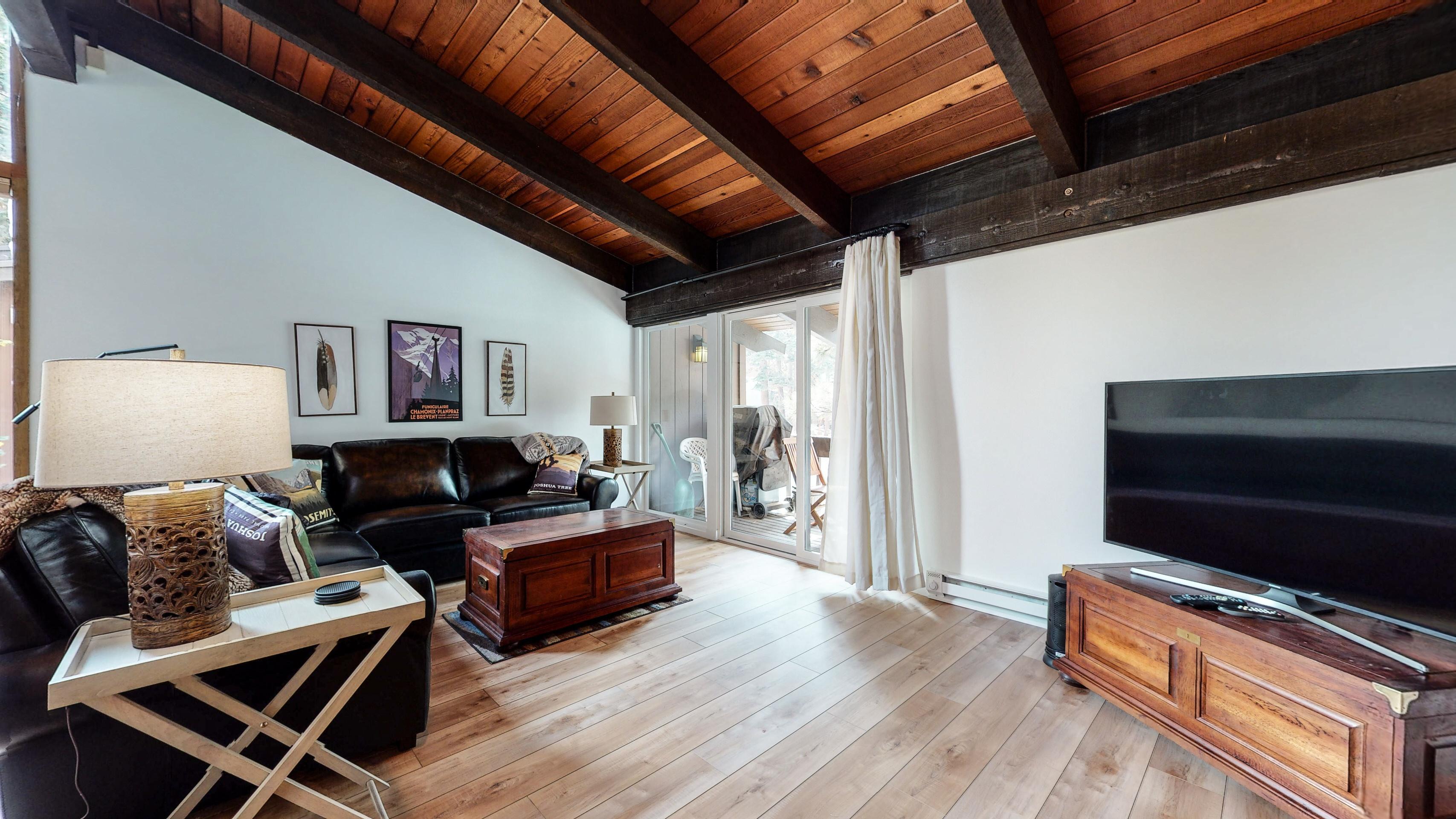 Mammoth Estates #116 4 Bedroom Condo