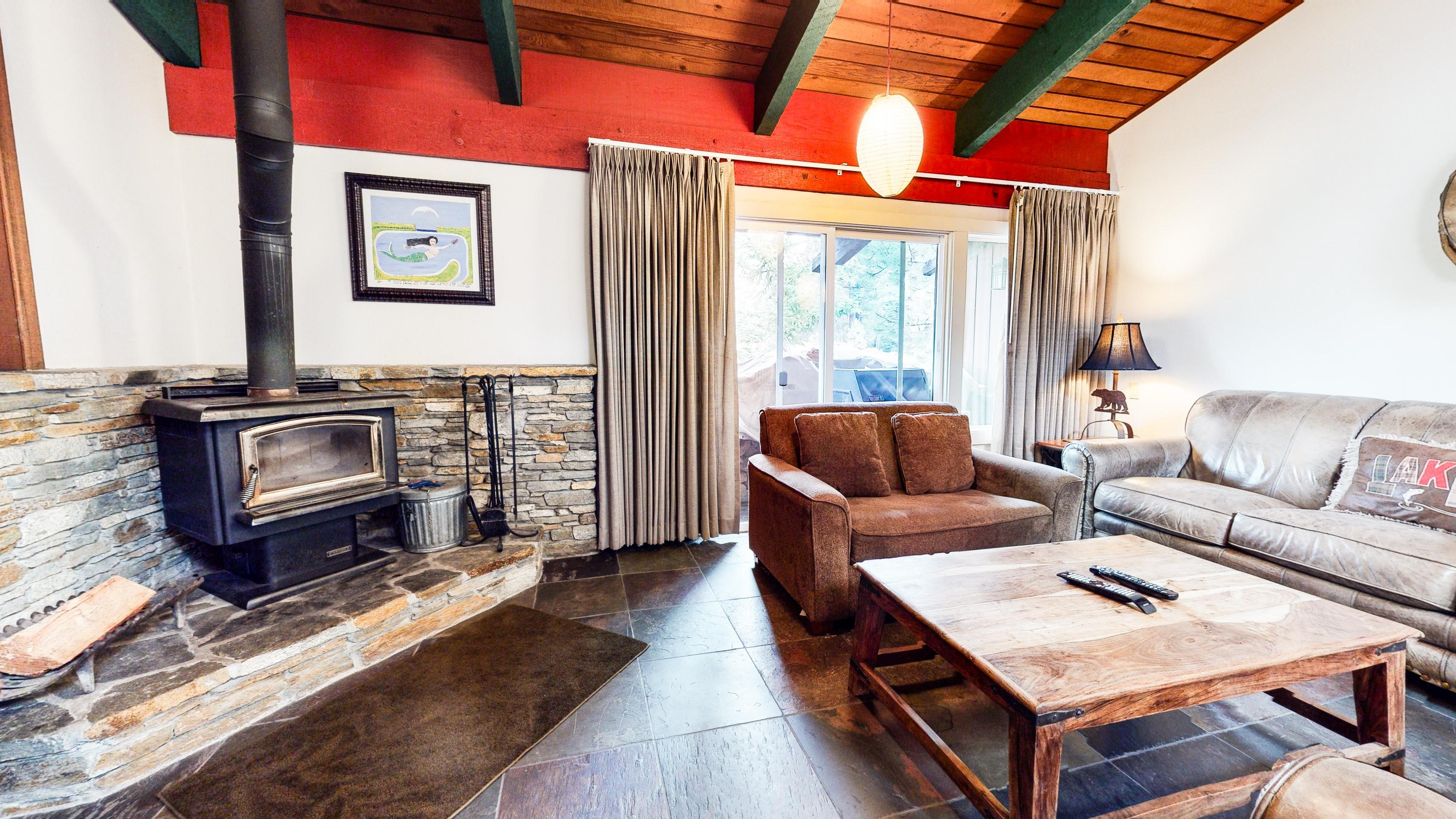 Mammoth Estates #215 4 Bedroom Condo