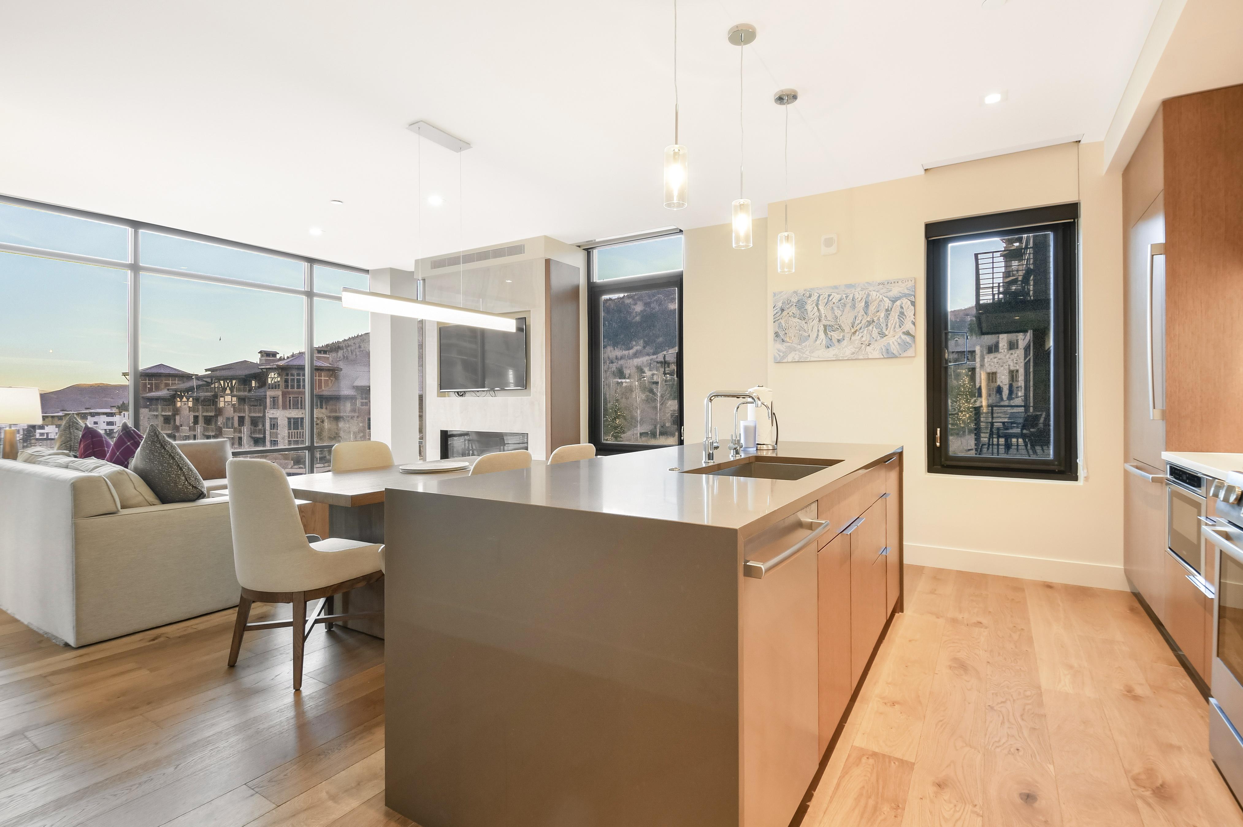 Mountain Modern 1BR in Canyons Village-Ski in/ski out! 1 Bedroom Condo