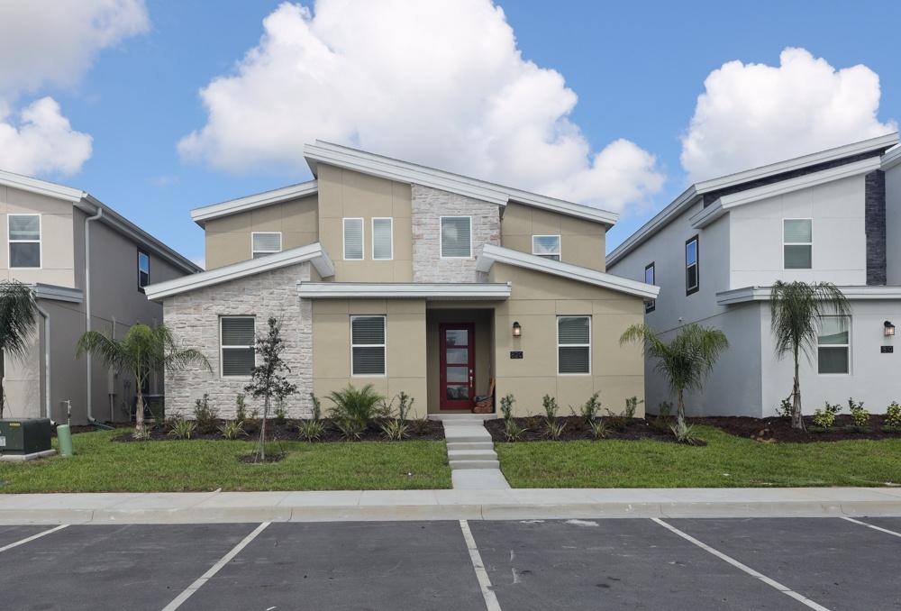 820DSD - The Retreat at ChampionsGate 7 Bedroom Home