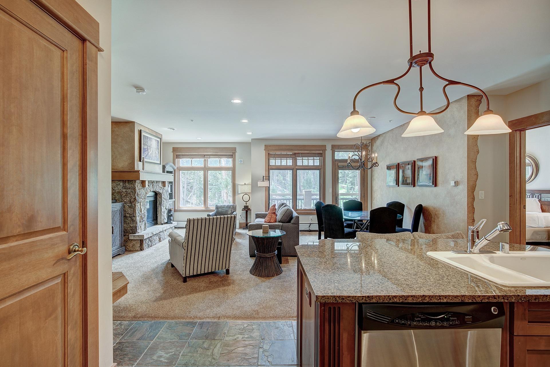 Luxurious 2 BR in River Run Village with Ski in ski out, No Cleaning Fees, Kids Ski Free 2 Bedroom Condo