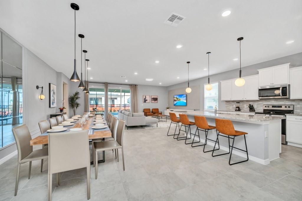 2089ELCIR 8 Bedroom Villa