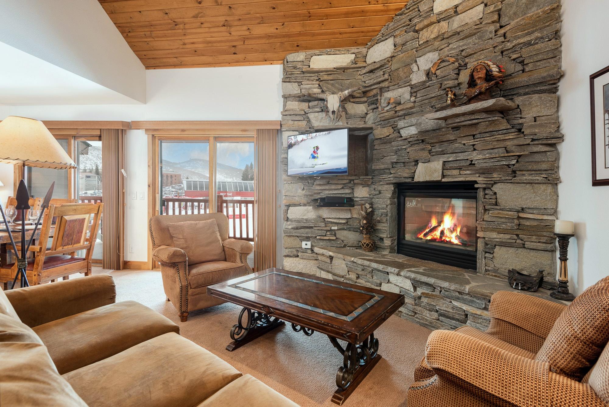 SNOW FLOWER 074 3 Bedroom Condo