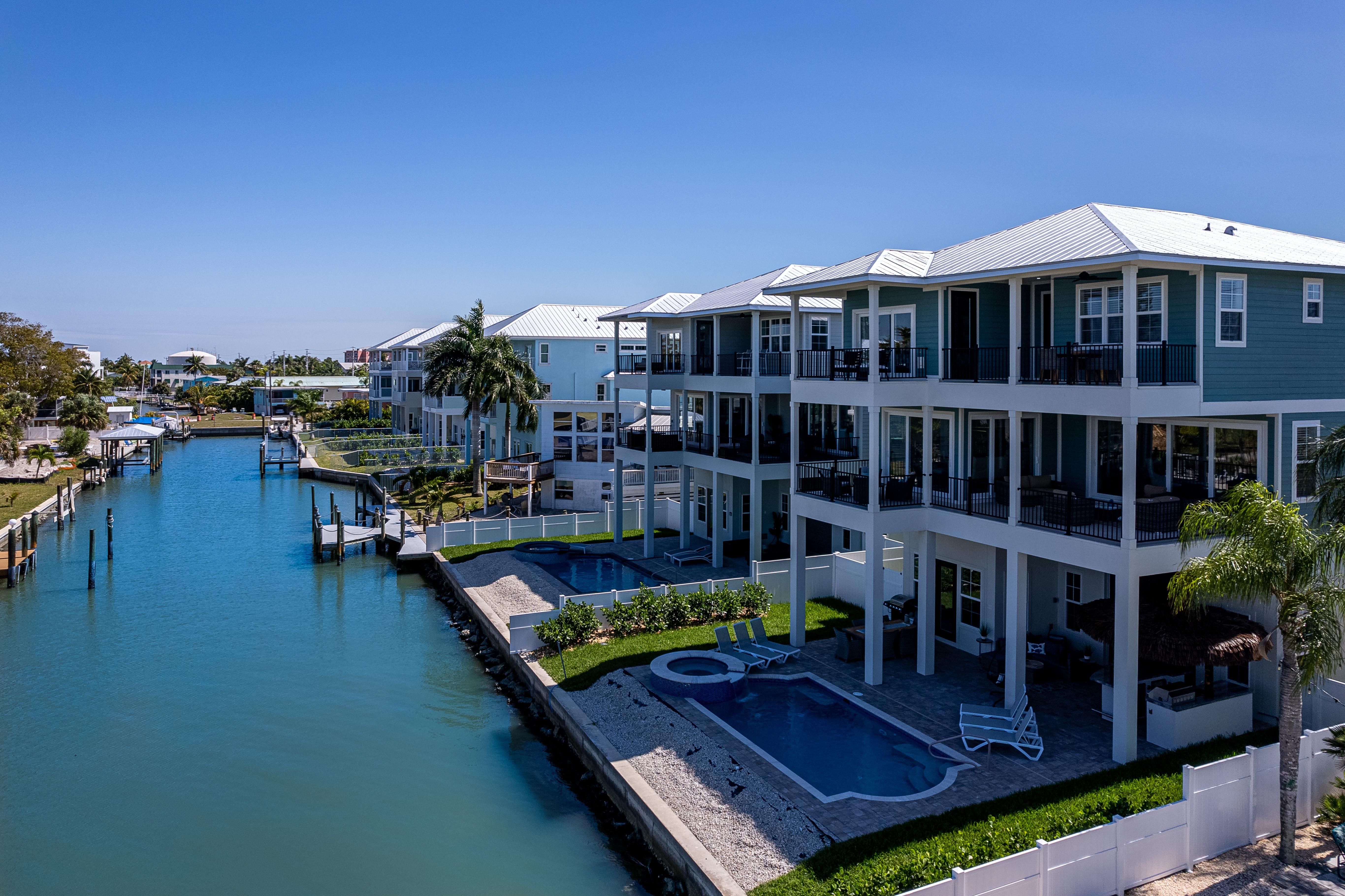 Magnificent New Build Private Pool Home on the North Tip of Fort Myers Beach! 5 Bedroom Home