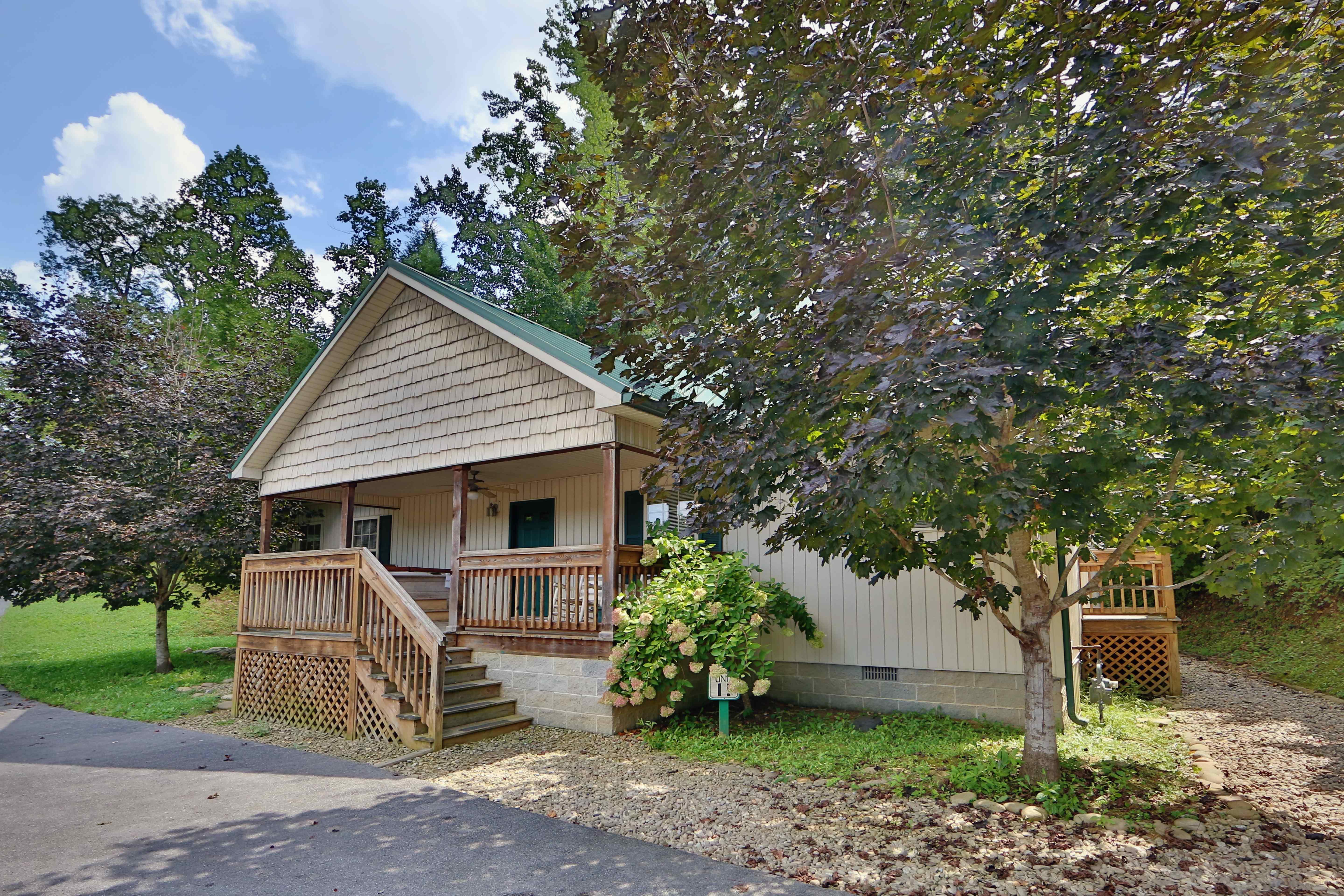 Cherry Blossom (#11) 3 Bedroom Chalet