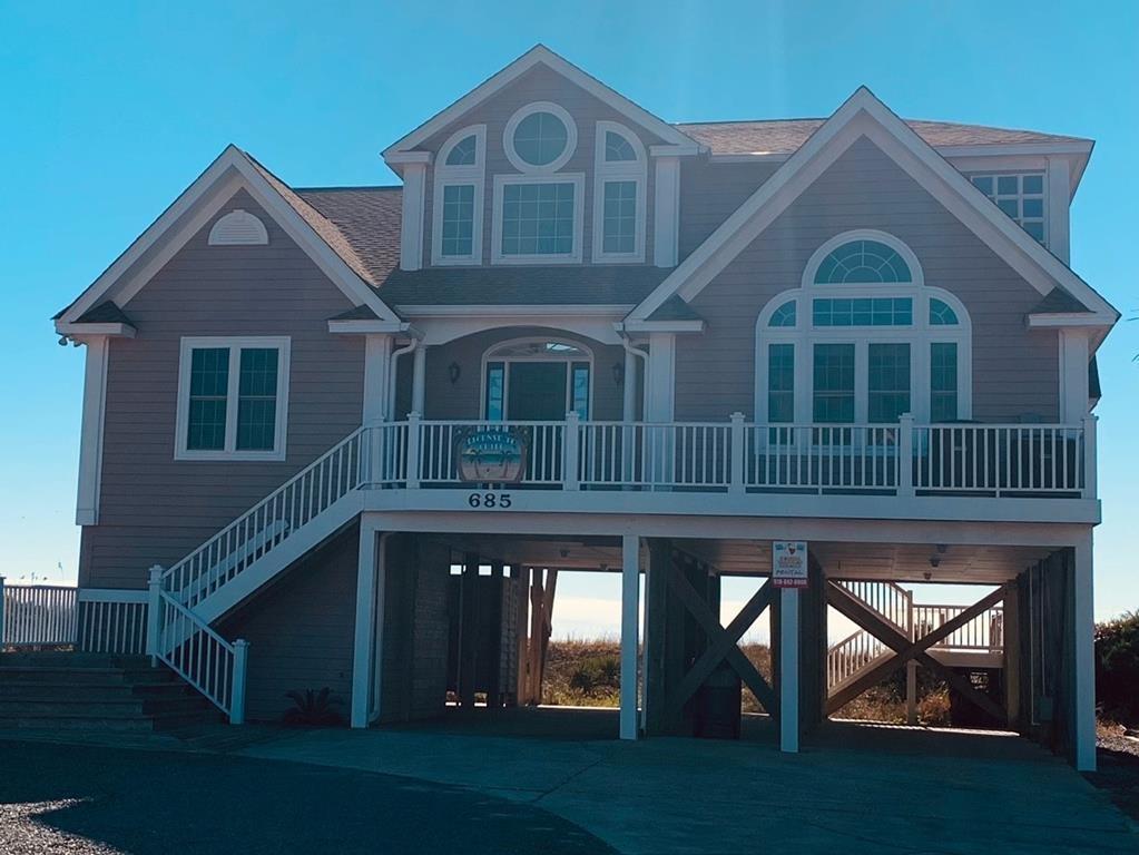 License to Chill 4 Bedroom Home