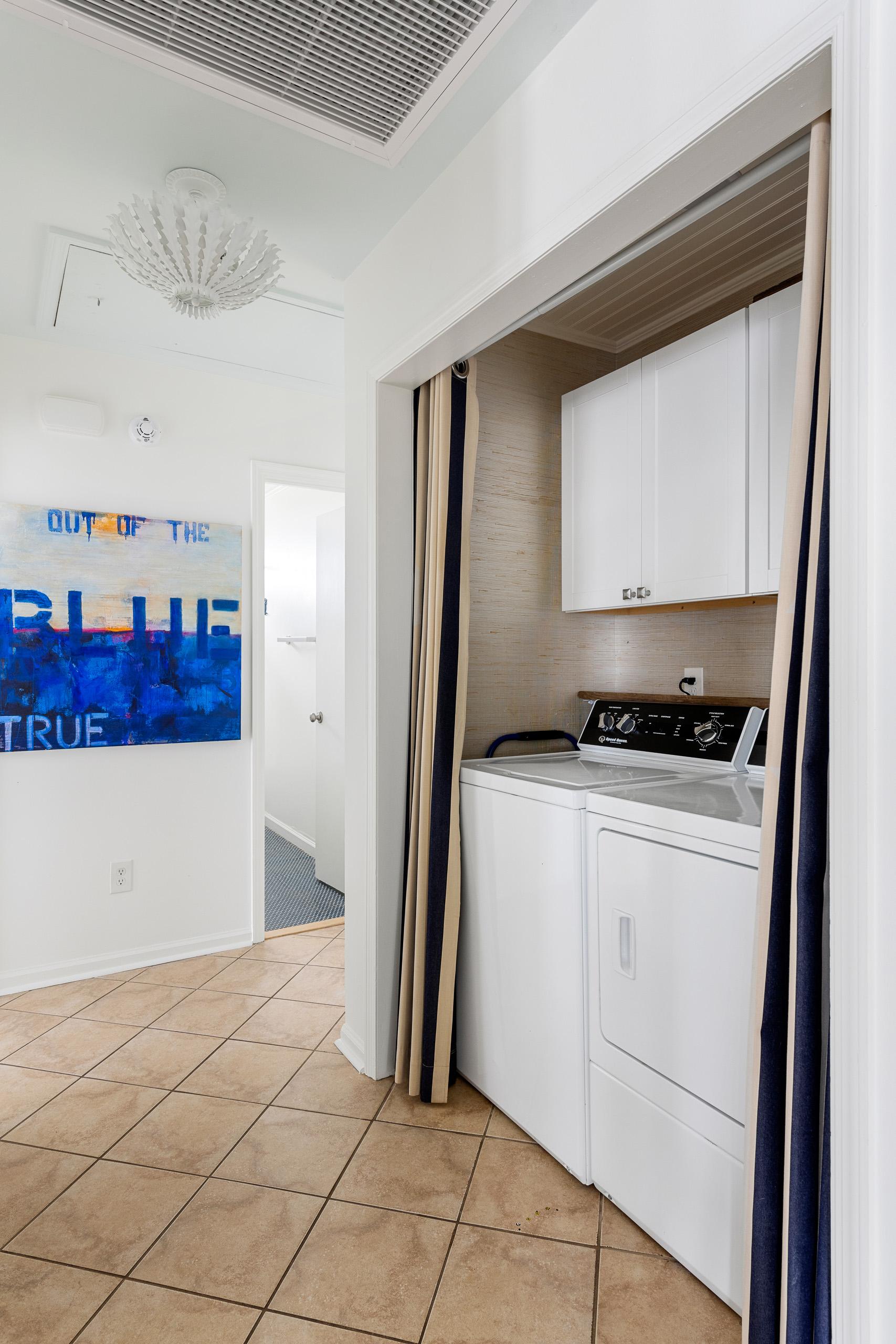 "Out Of The Blue" By Stayduvet | Folly Beachfront! - Folly Beach, SC