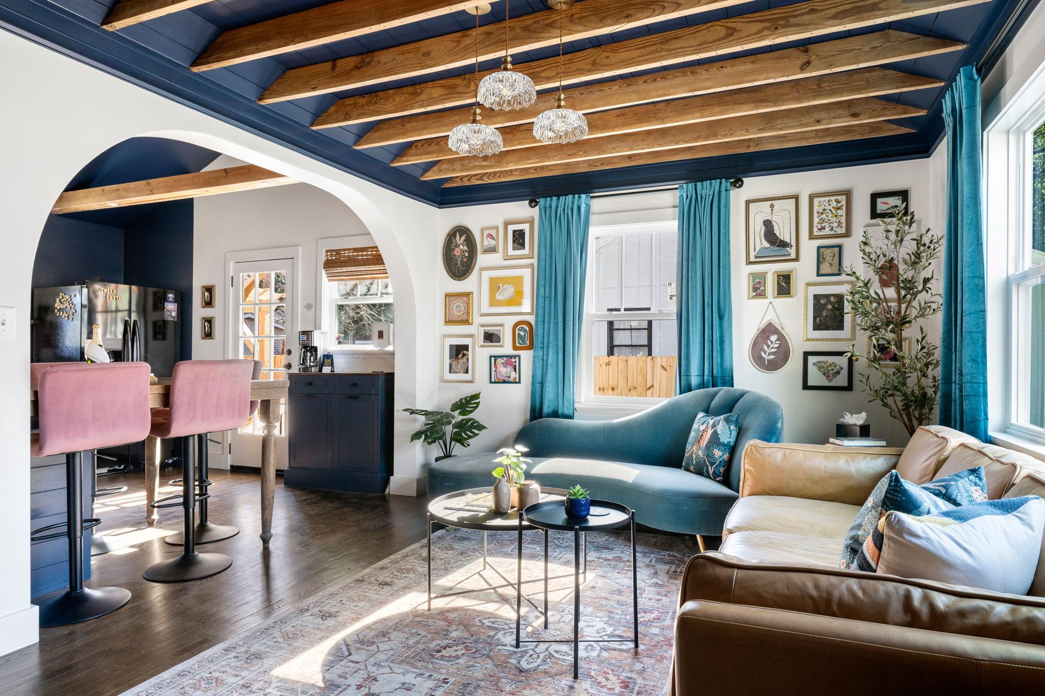 Gem Of A Getaway | The Jeweled Cottage - Charleston, SC